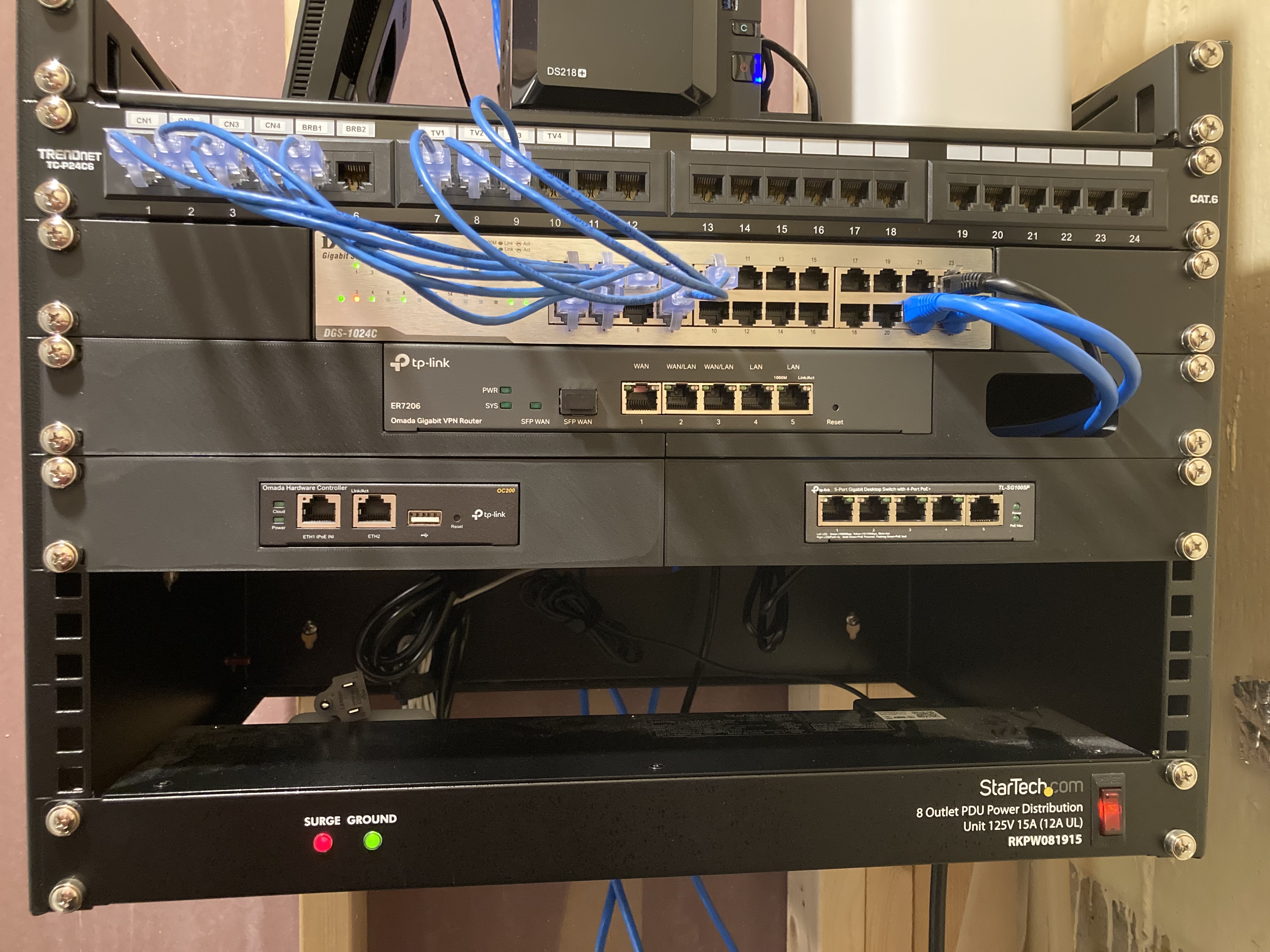 TP-Link 1U rackmount housing for ER7206 router