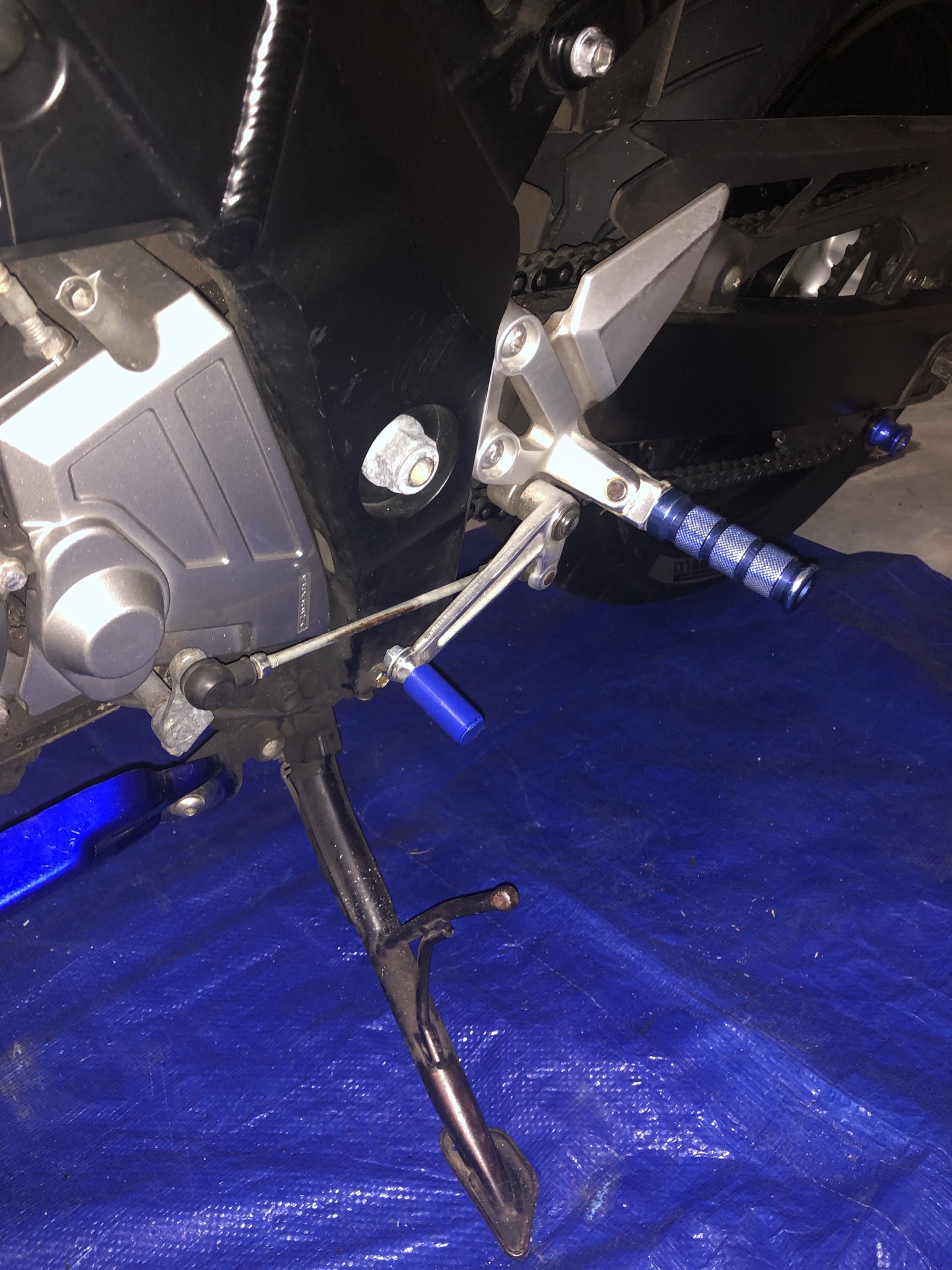 2005 SV650s Shifter Peg