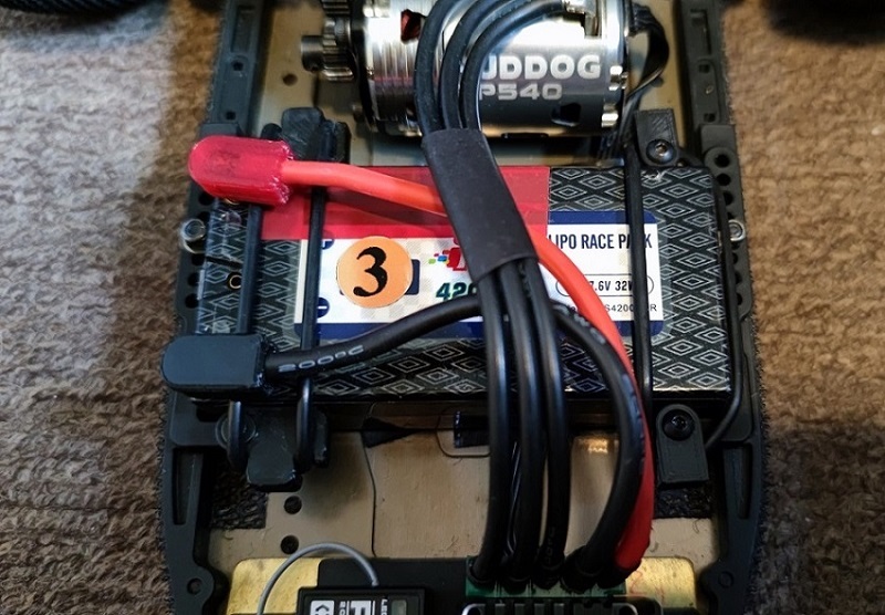 Schumacher LD2 LiPo Mount