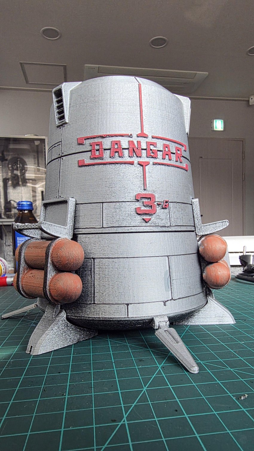 Titans G3 Gas Container – Z Gundam Diorama Prop (1/144)