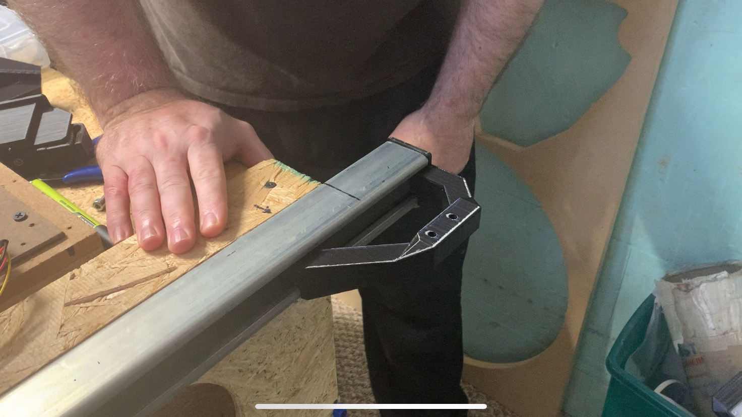 LowRider 3 CNC - table extenders to use LR2 table (with metal struts) with LR3 - endstop/tensioner supports v1.0