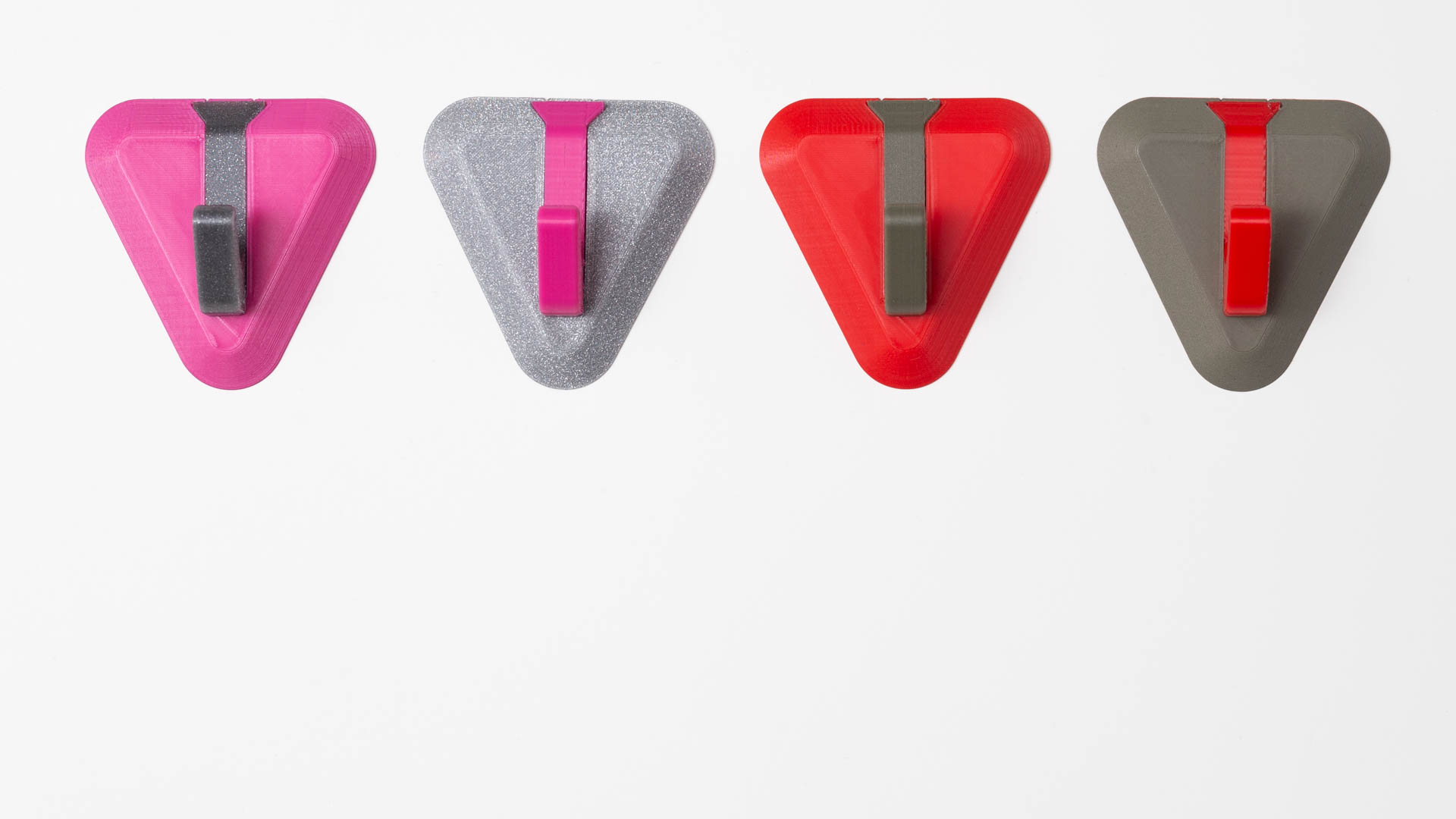 HangWateva (adhesive hook)