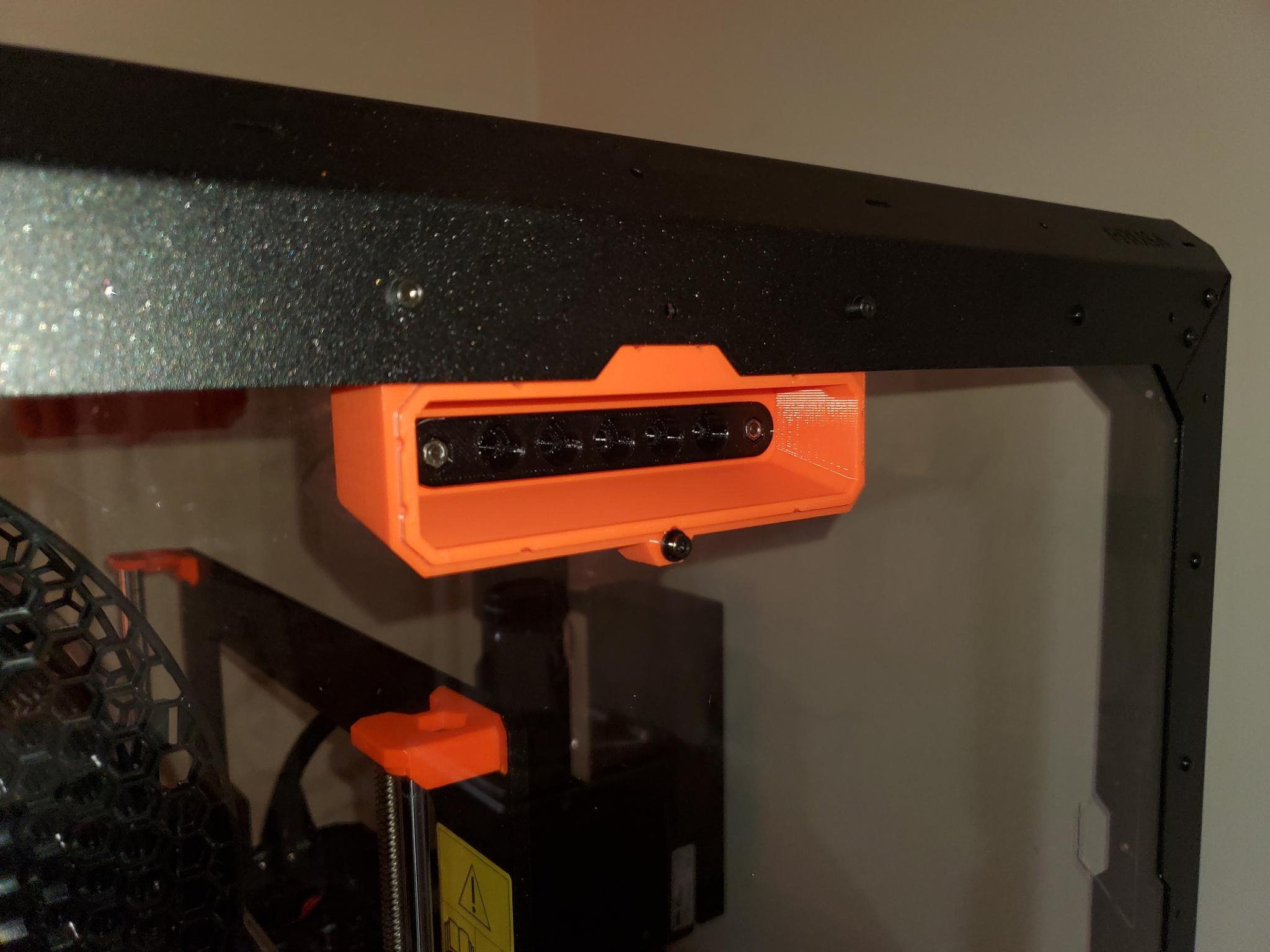 (Beta Test) Magnetic MMU Transport Handle for Original Prusa Enclosure Interface