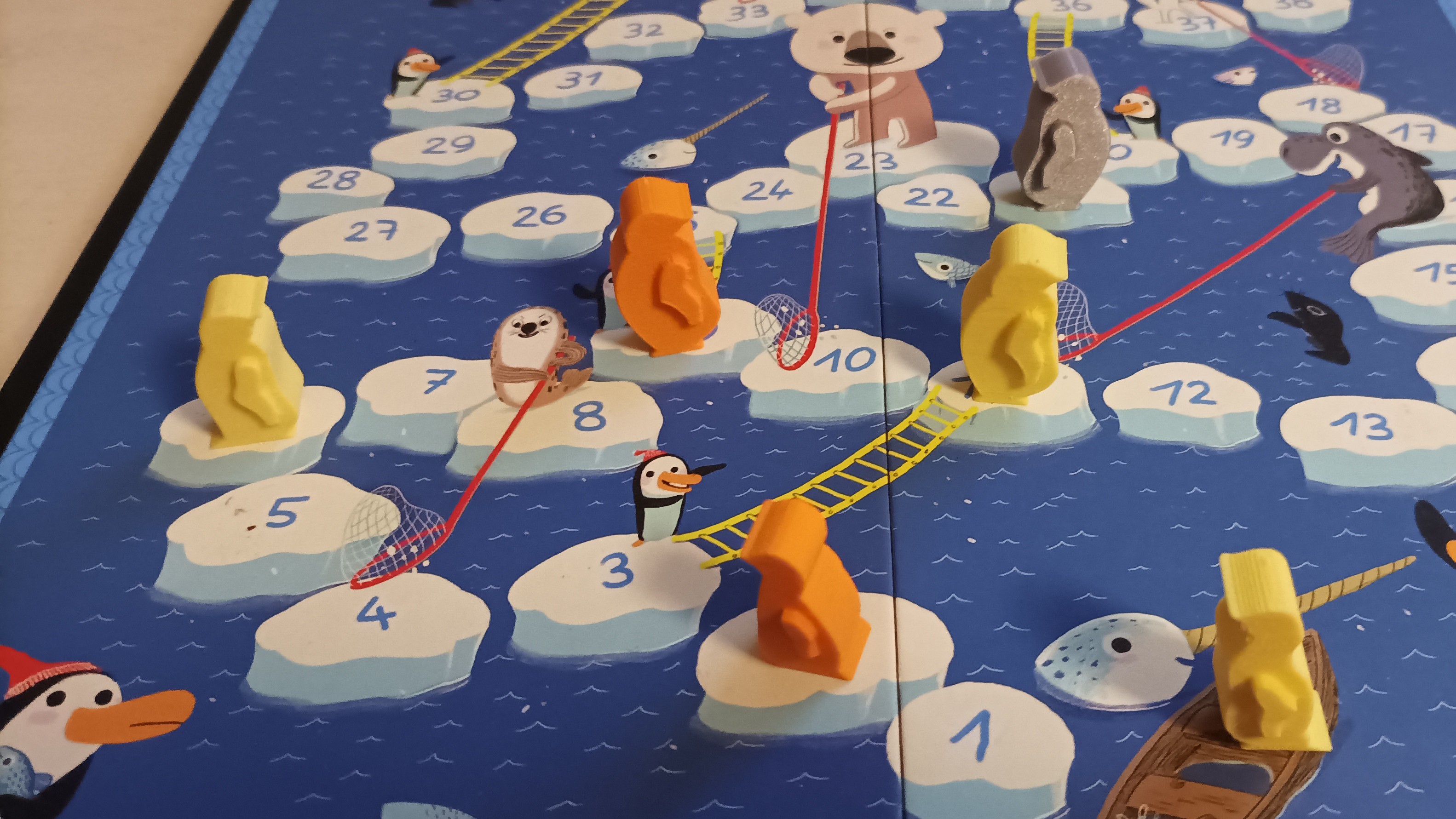 figurines de bébés manchots empereur pour jeu de société