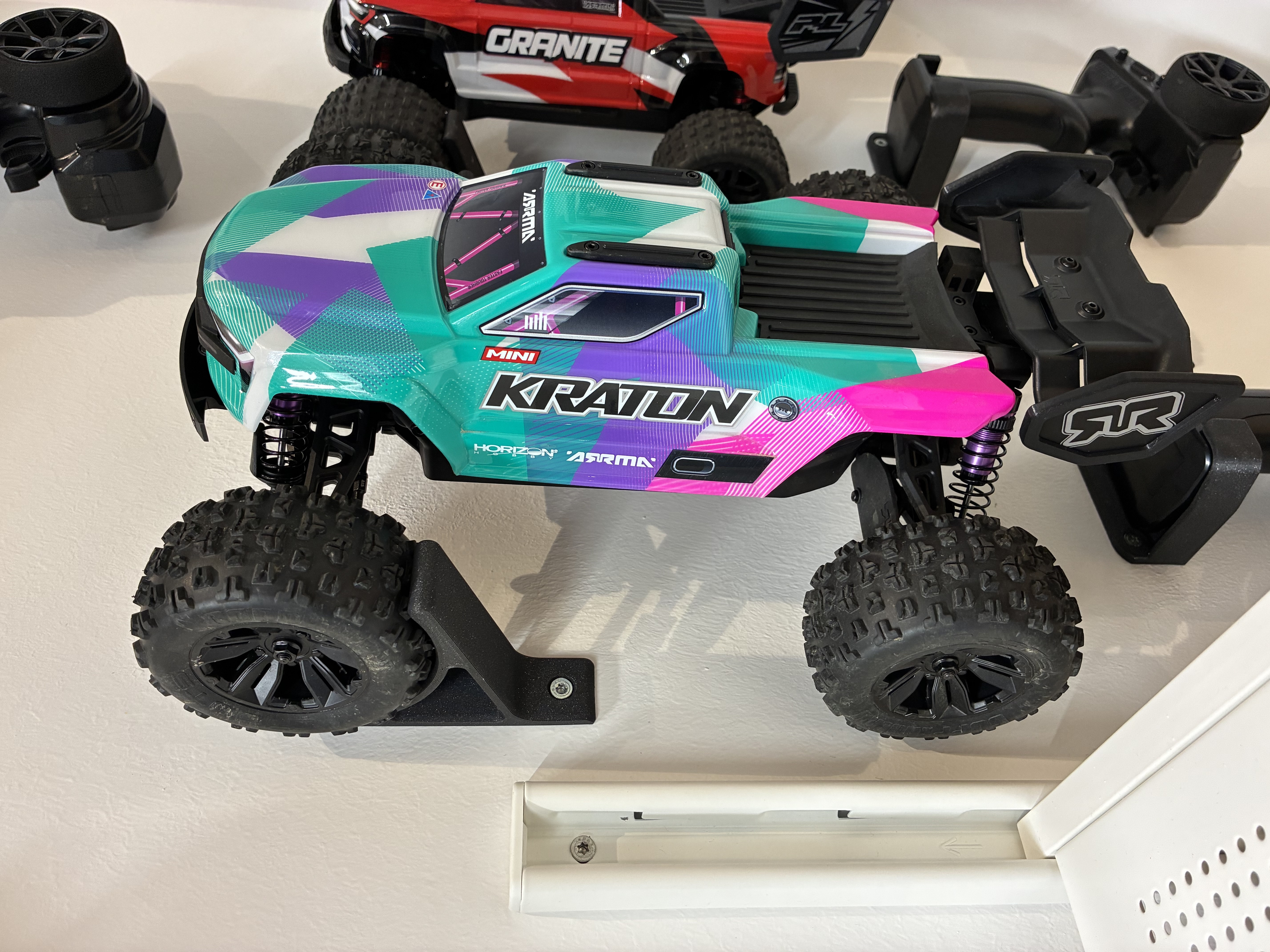 RC Car Wall Mount 91 mm / 3.6 inch Tires (Arrma Mini Kraton)
