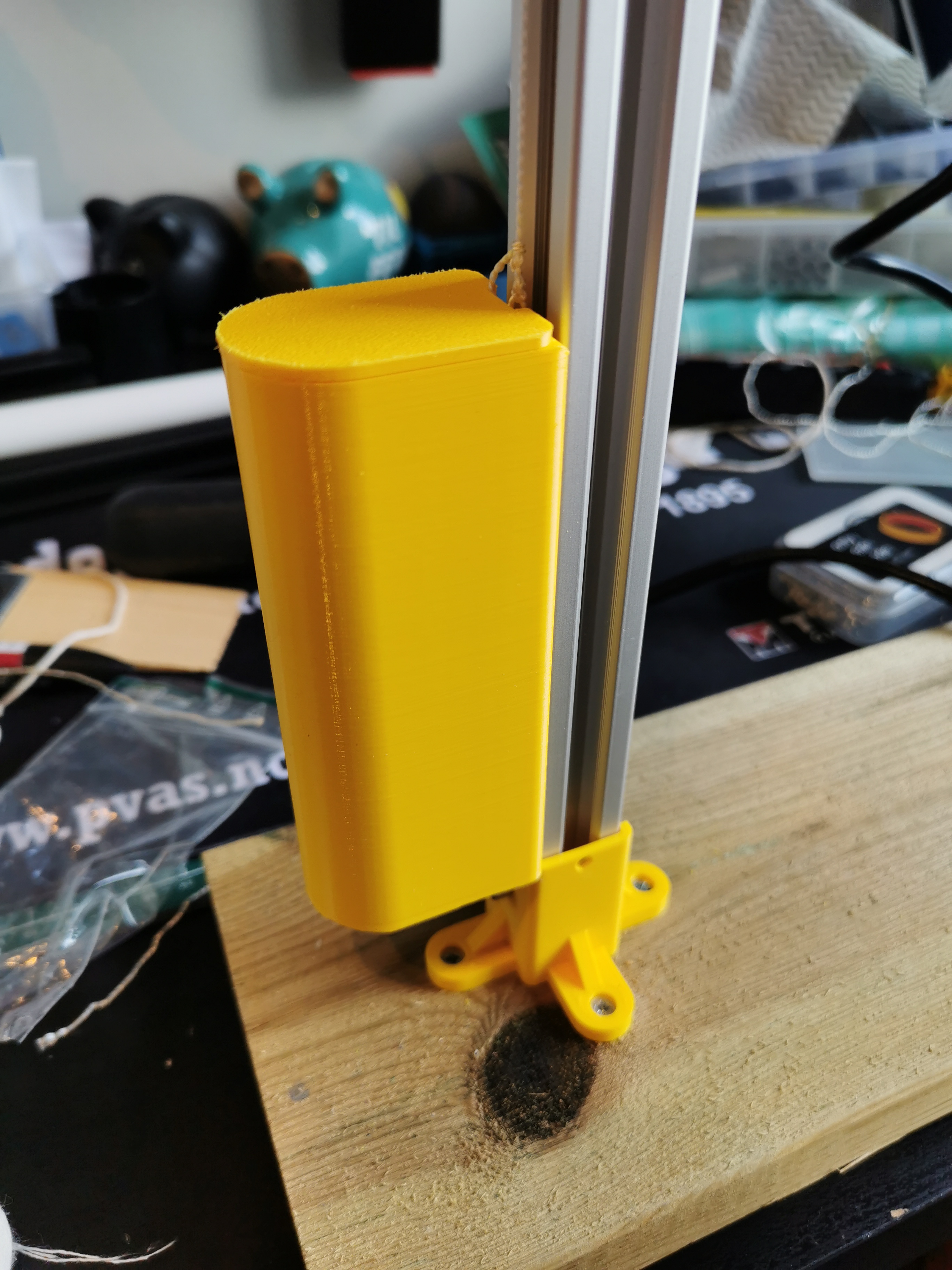 Larger counterweight container w/Lid