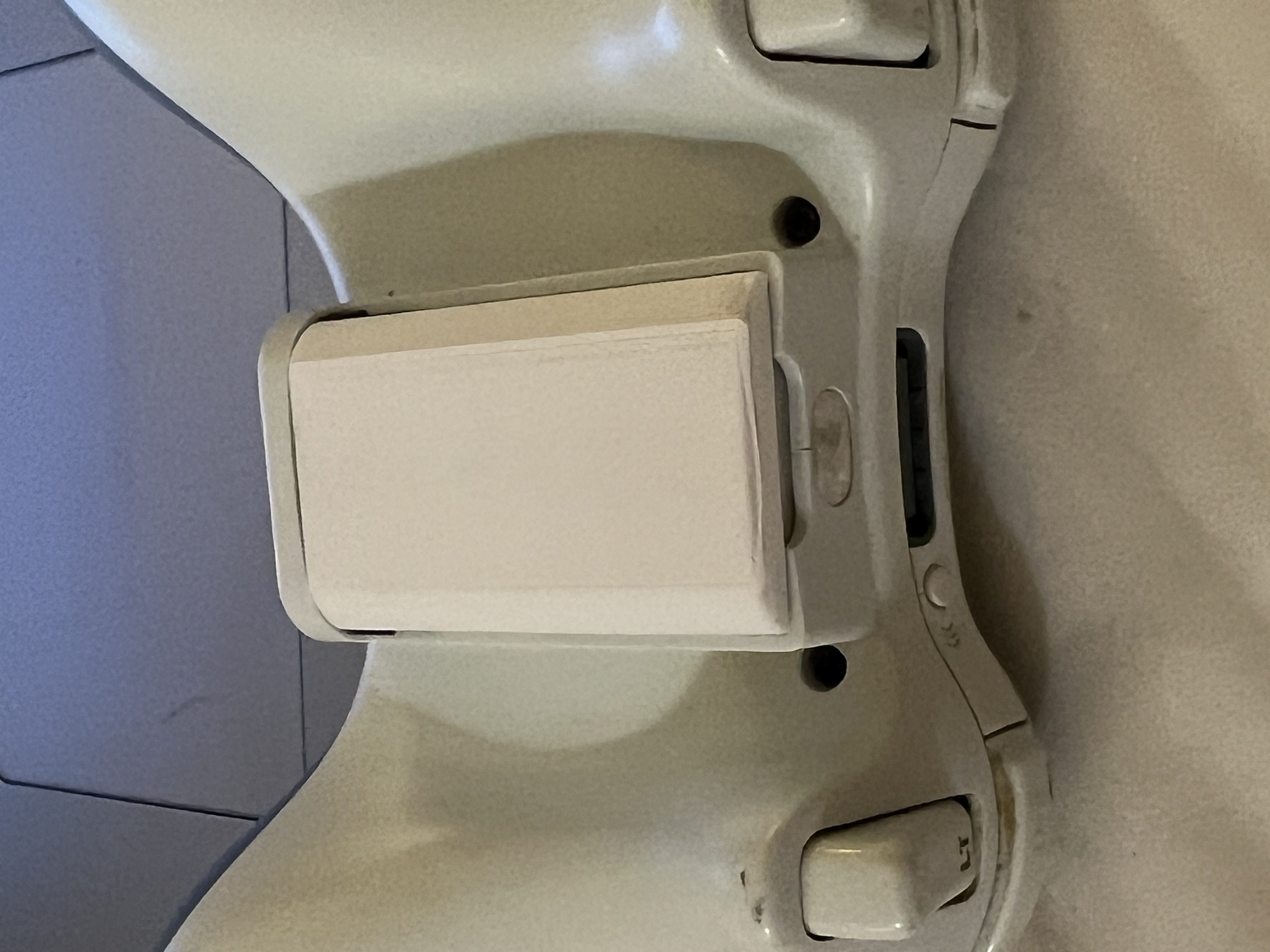 xbox 360 battery holder for wireless controller