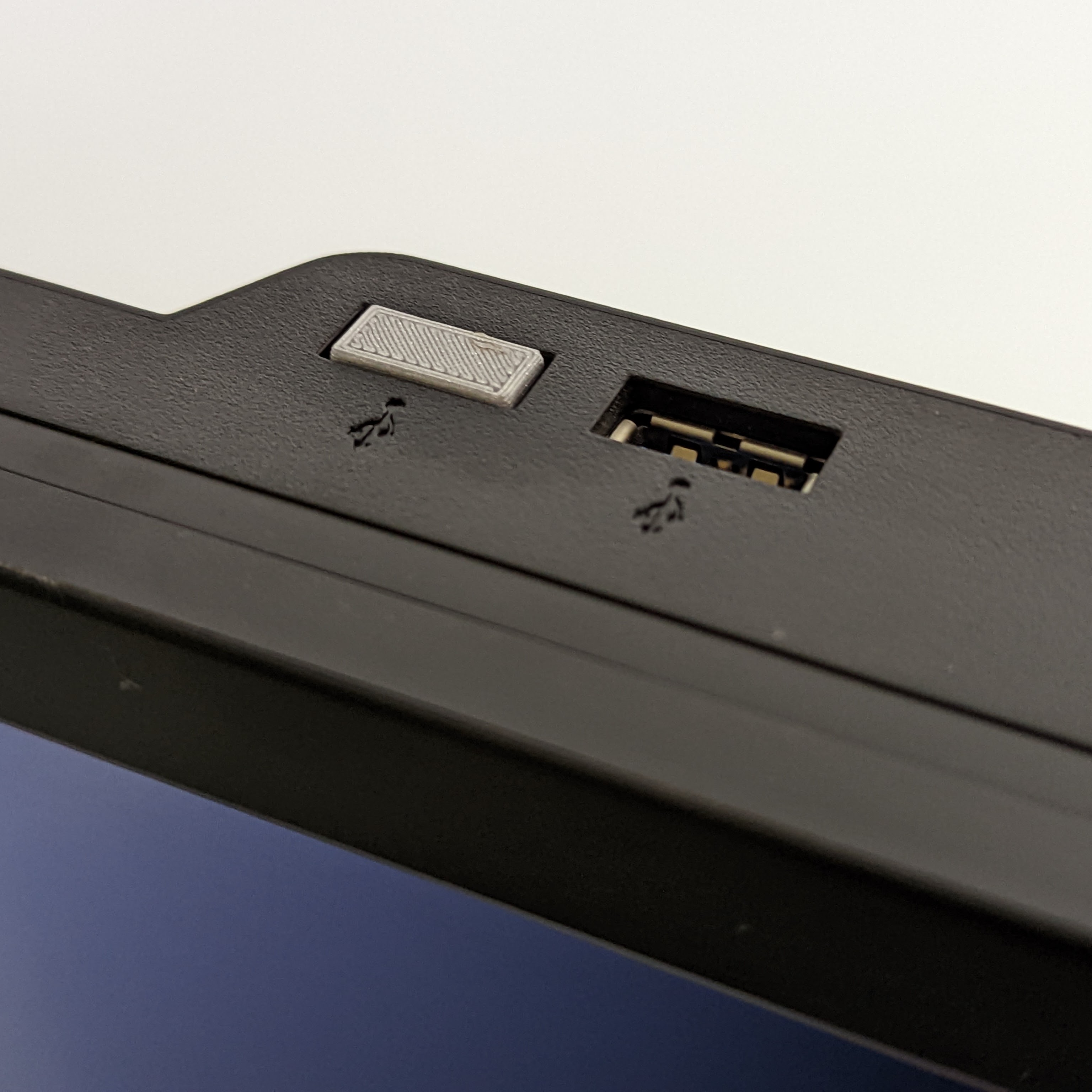 Minimal flush USB type A port dust cover