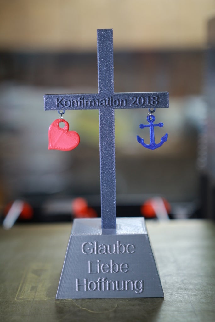 Sculpture Faith-Hope-Love Glaube-Liebe-Hoffnung