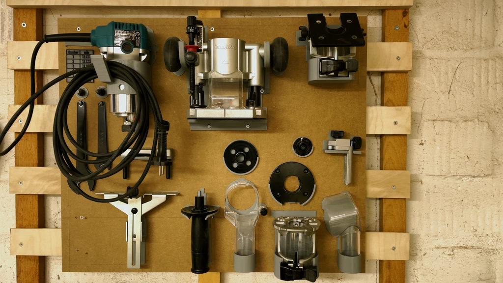 Makita RT0700CX2J Tool Wall Holder