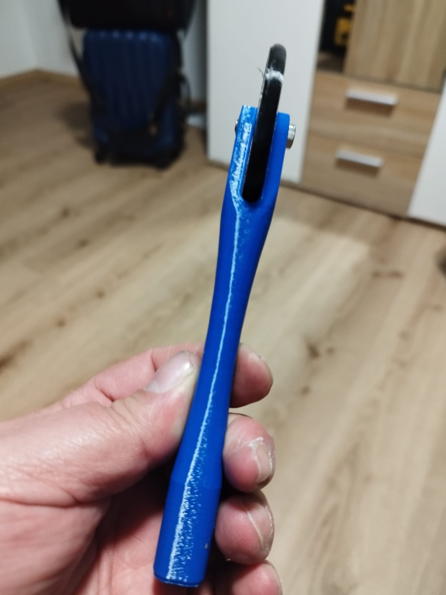 Rádlo k zatlačení těsnění plast okna