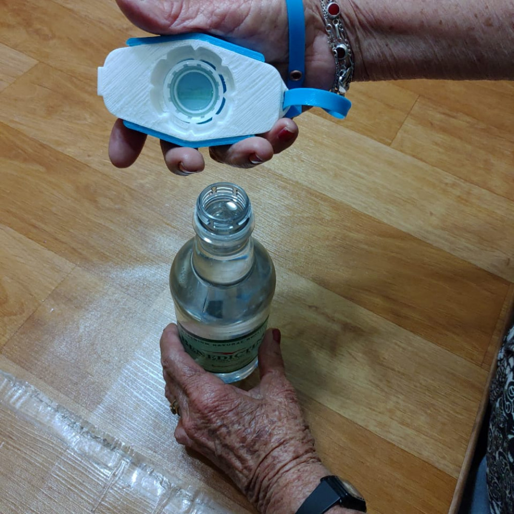 Plastic bottle opener and ring pull