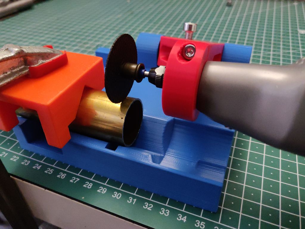 Tube and Rod Cutter for ProXXon IBS / E
