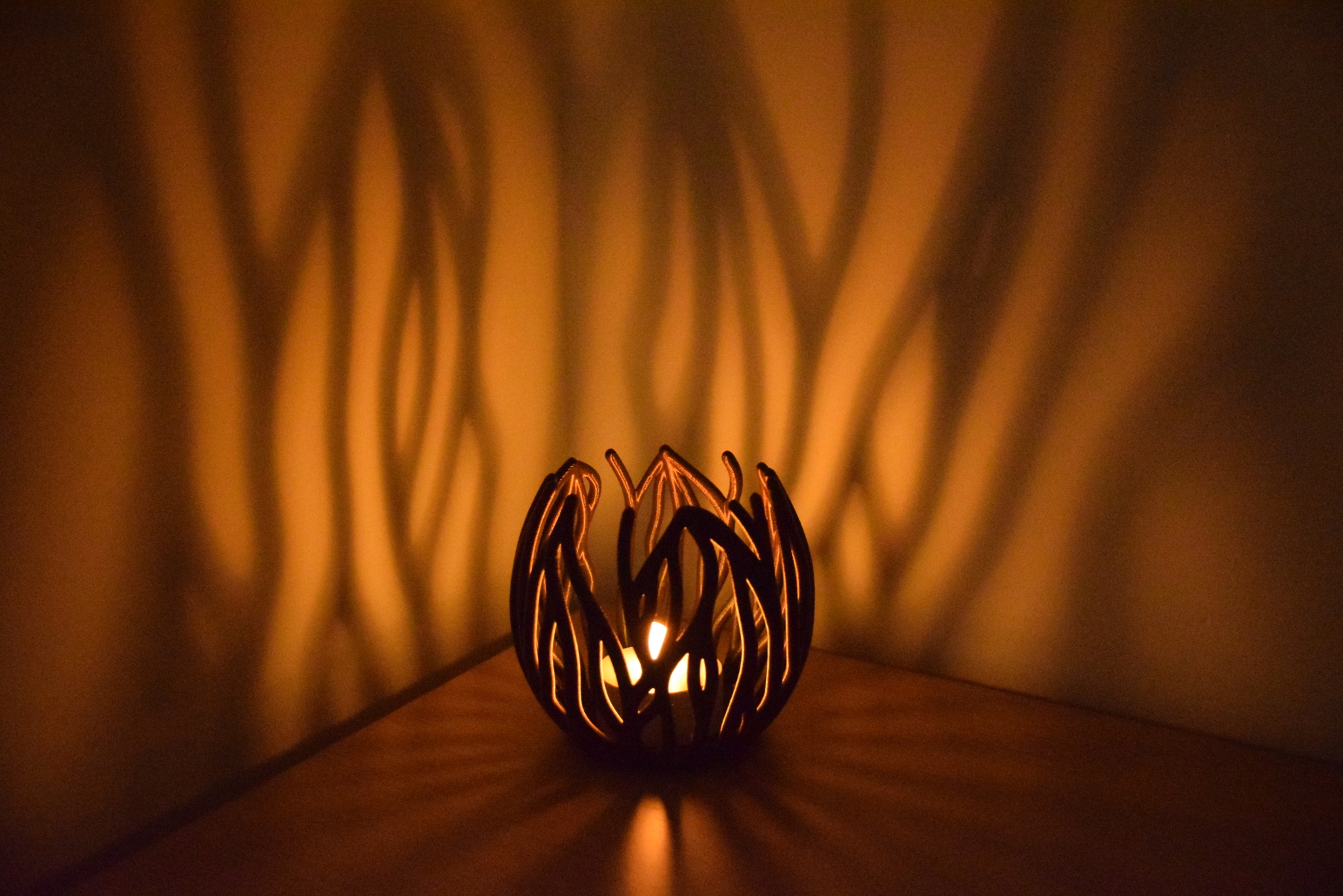 Twinkling Bloom (Tealight holder - Procedural Growth)