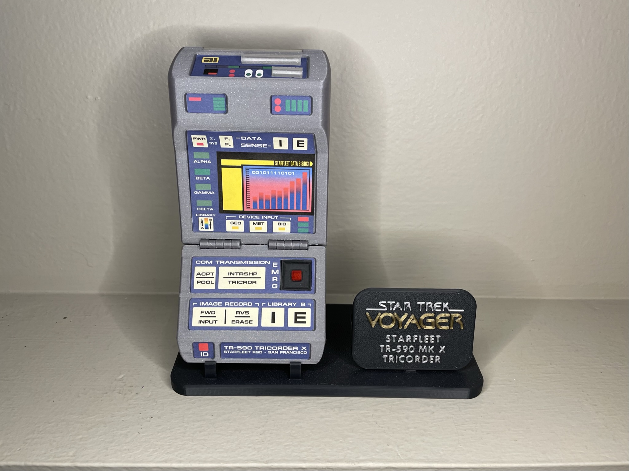 Star Trek TR-590 Tricorder Kit