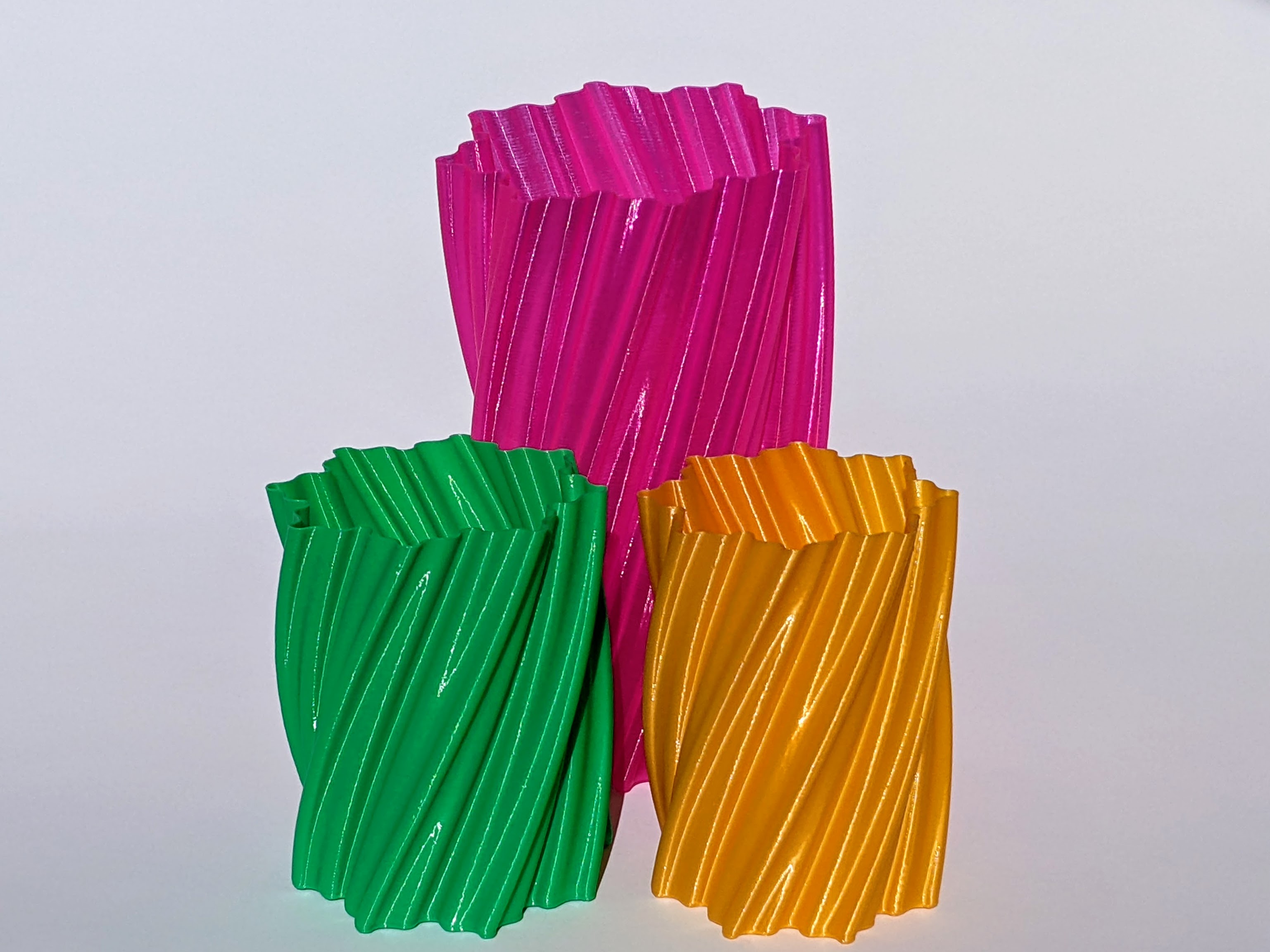 Quarter Spiral Twist Vase Nesting Desk Storage Container