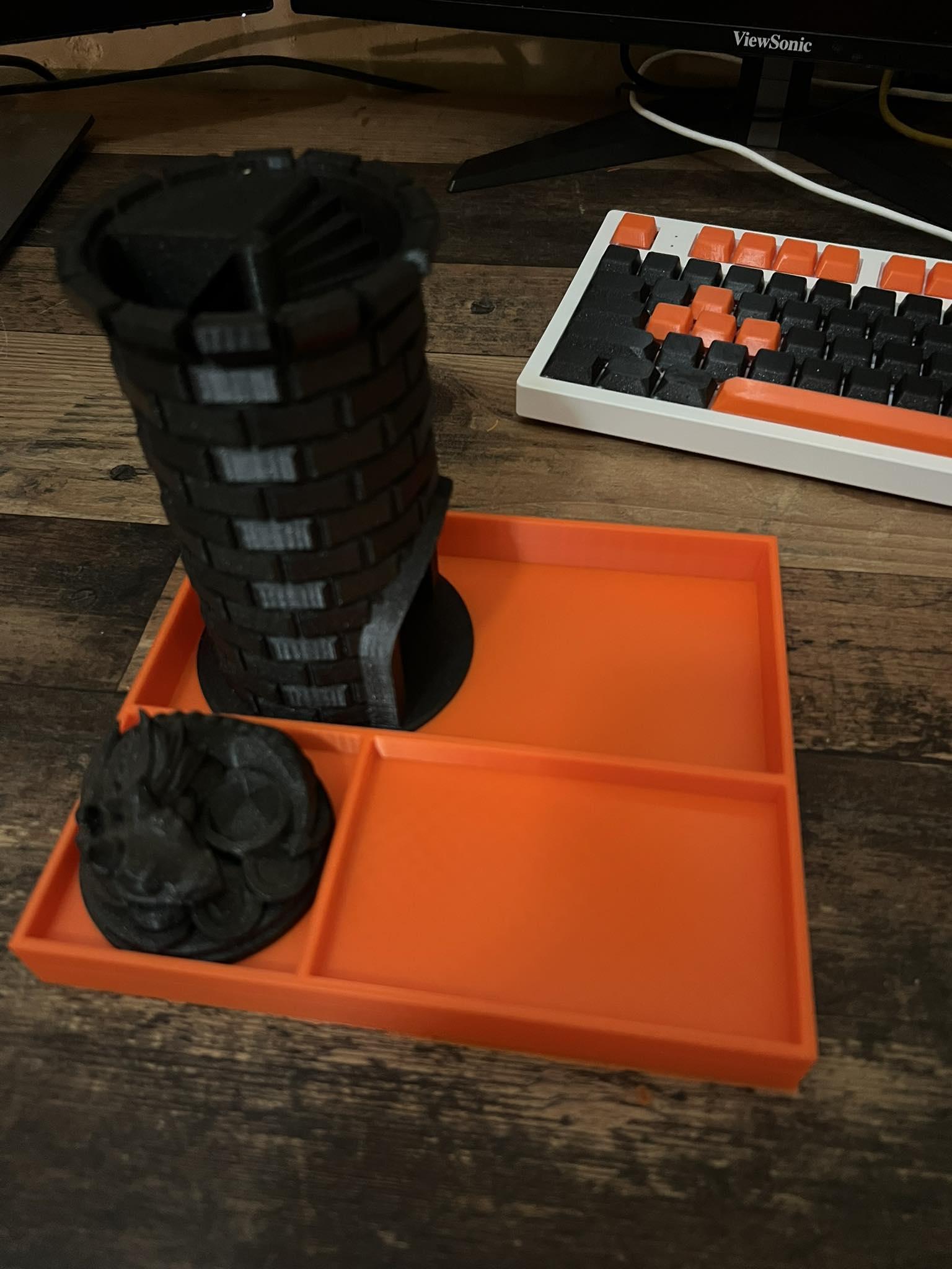 DnD Tray - Dice Tower (80% Scale), Dragon Guardian D20 Holder & Extra Tray