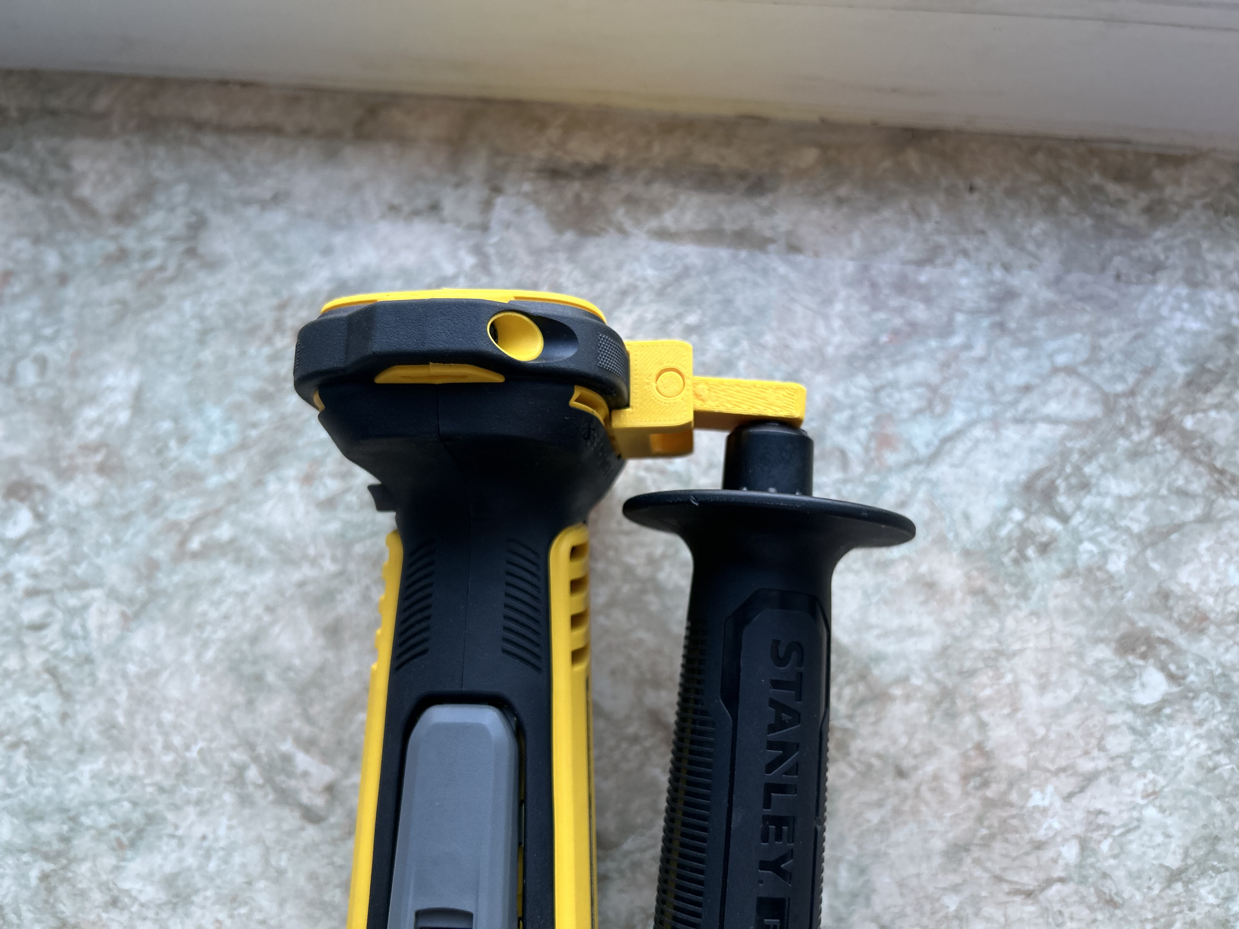 Stanley FATMAX V20 - Grinder handle holder