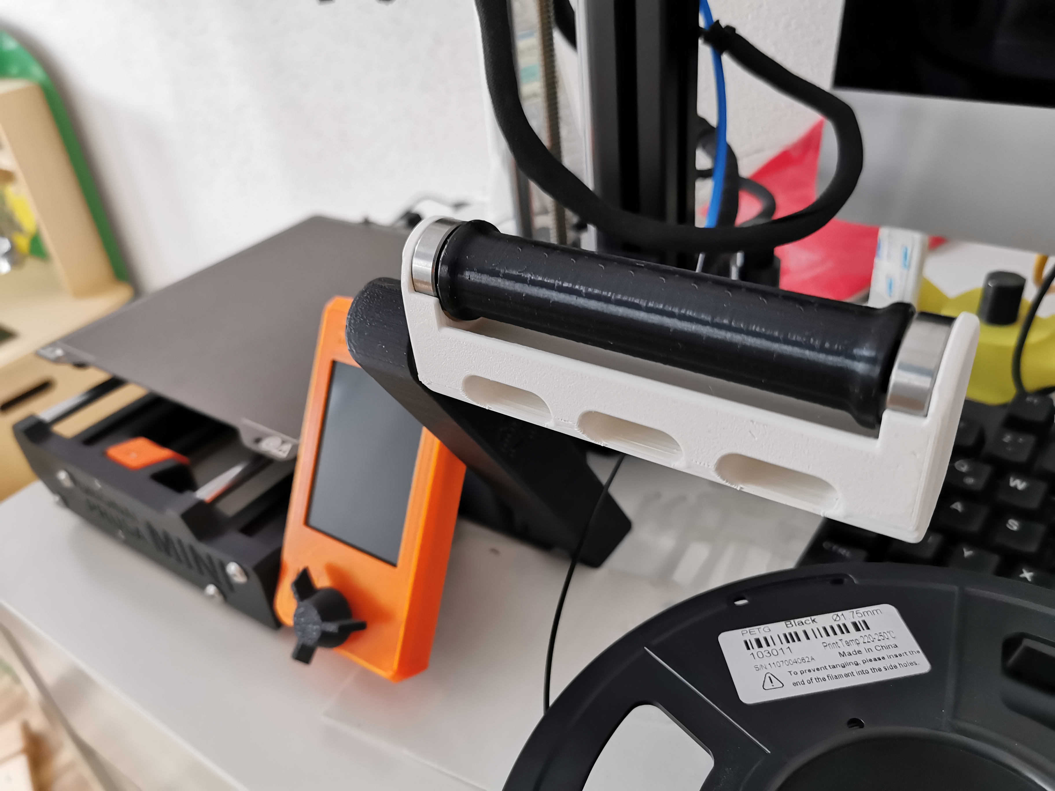 Prusa MINI Z-axis support and Z42 Prusa Mini Narrow Side Spool Holder at one piece ( with extra Spool Stability support Model ) v2