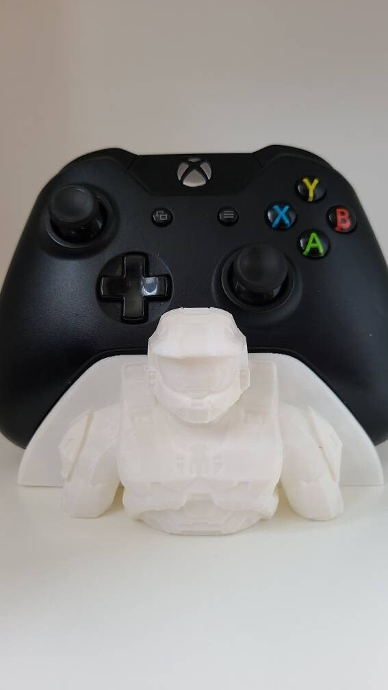 Xbox Controller Stand With Attached MasterChief Bust
