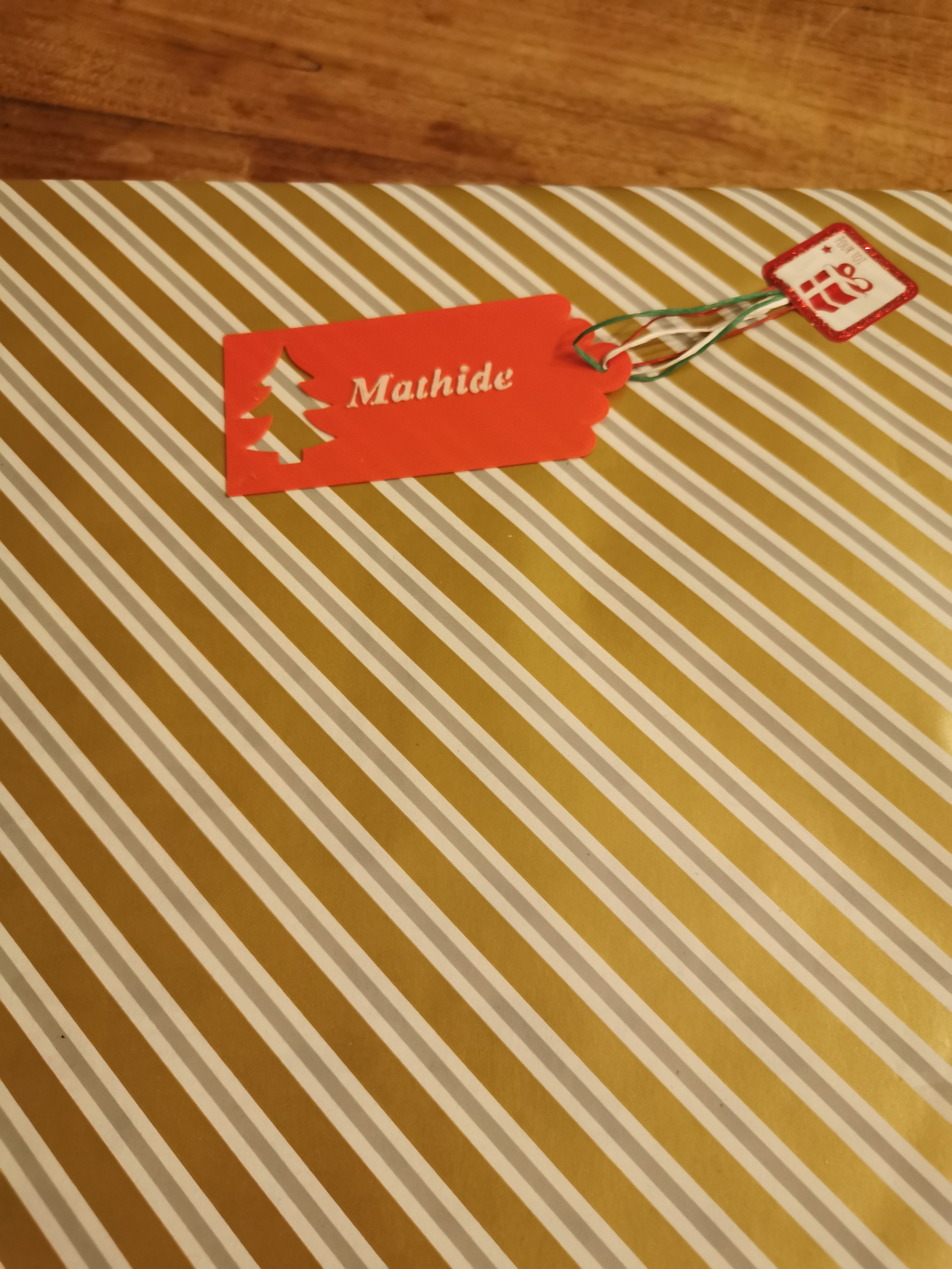 Etiquette cadeau de Noel