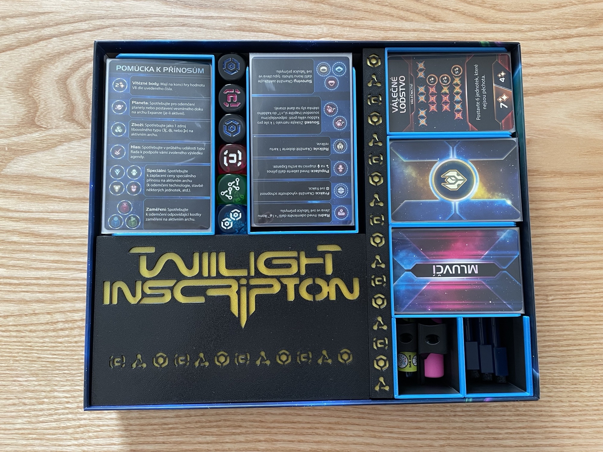 Twilight inscription organizer