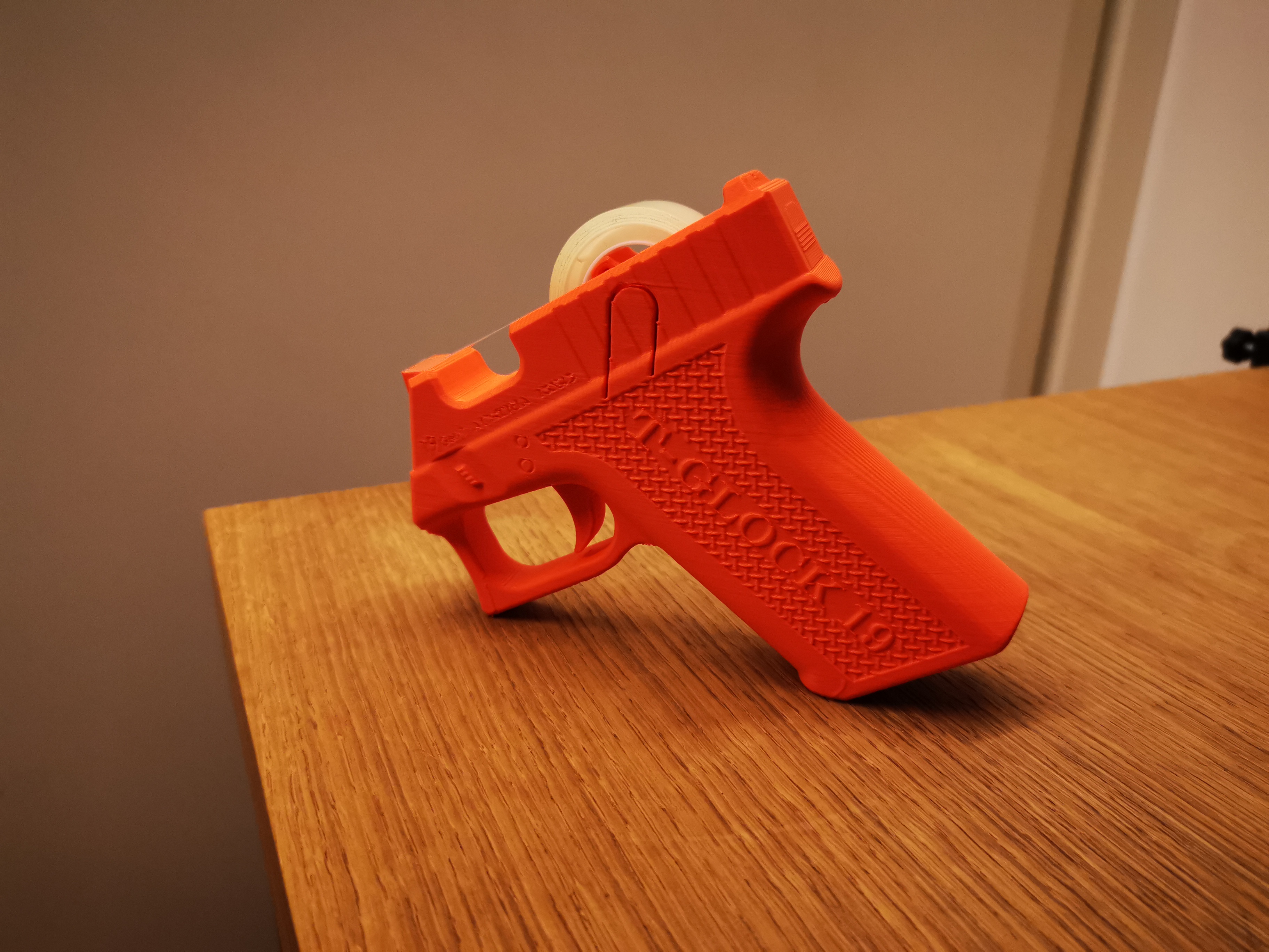 T-Glock 19 (G19 inspired Tape dispenser)