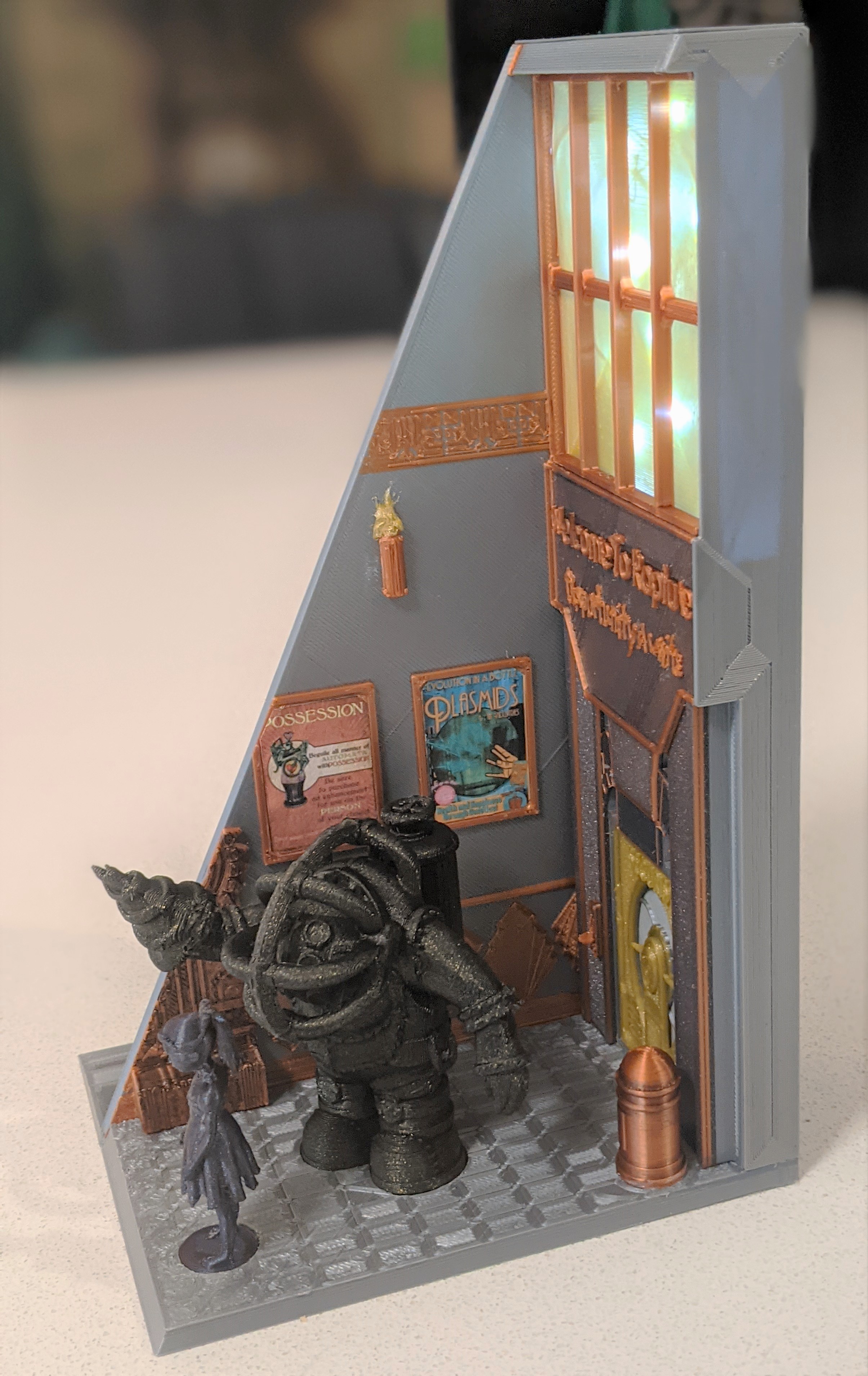 Bioshock Bookshelf Bookend Insert