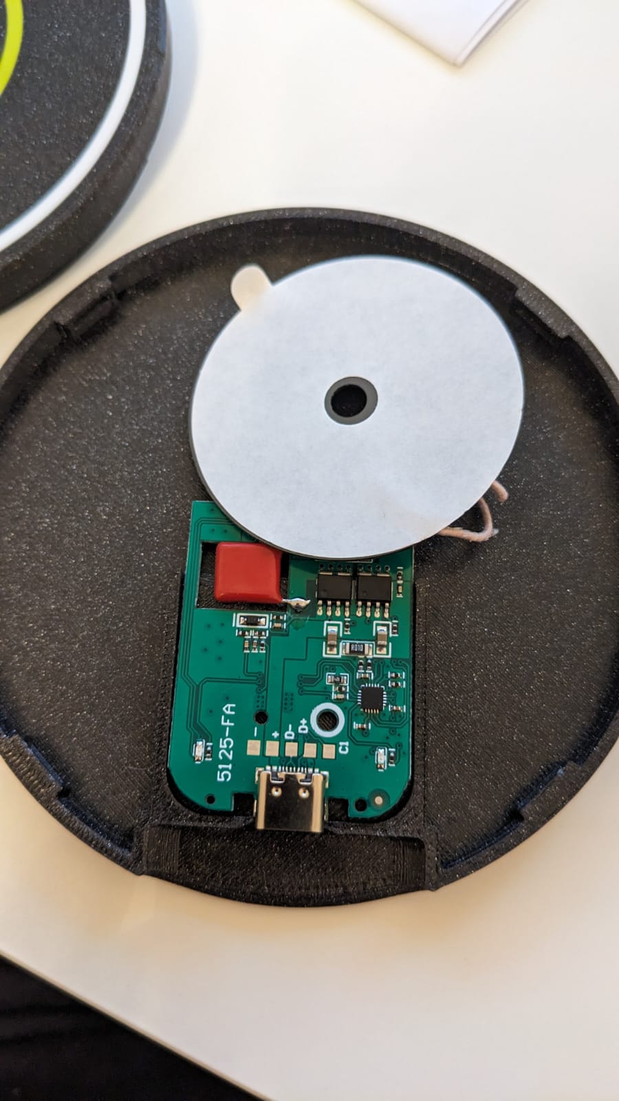SpaceX Landing Pad Qi Wireless Charger