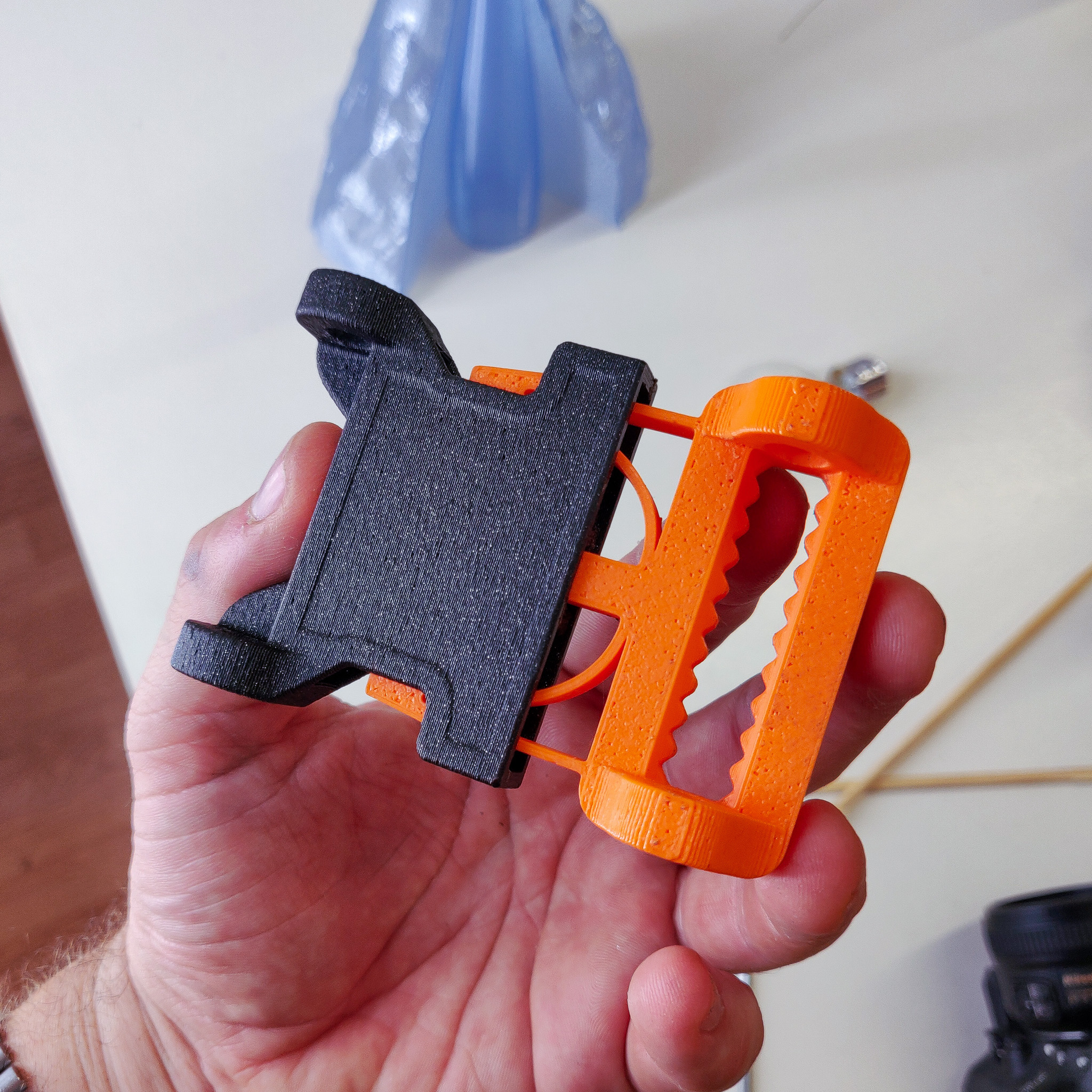 Buckle Strap Clip Fast Lock (compliant mechanism / NO SUPPORT)