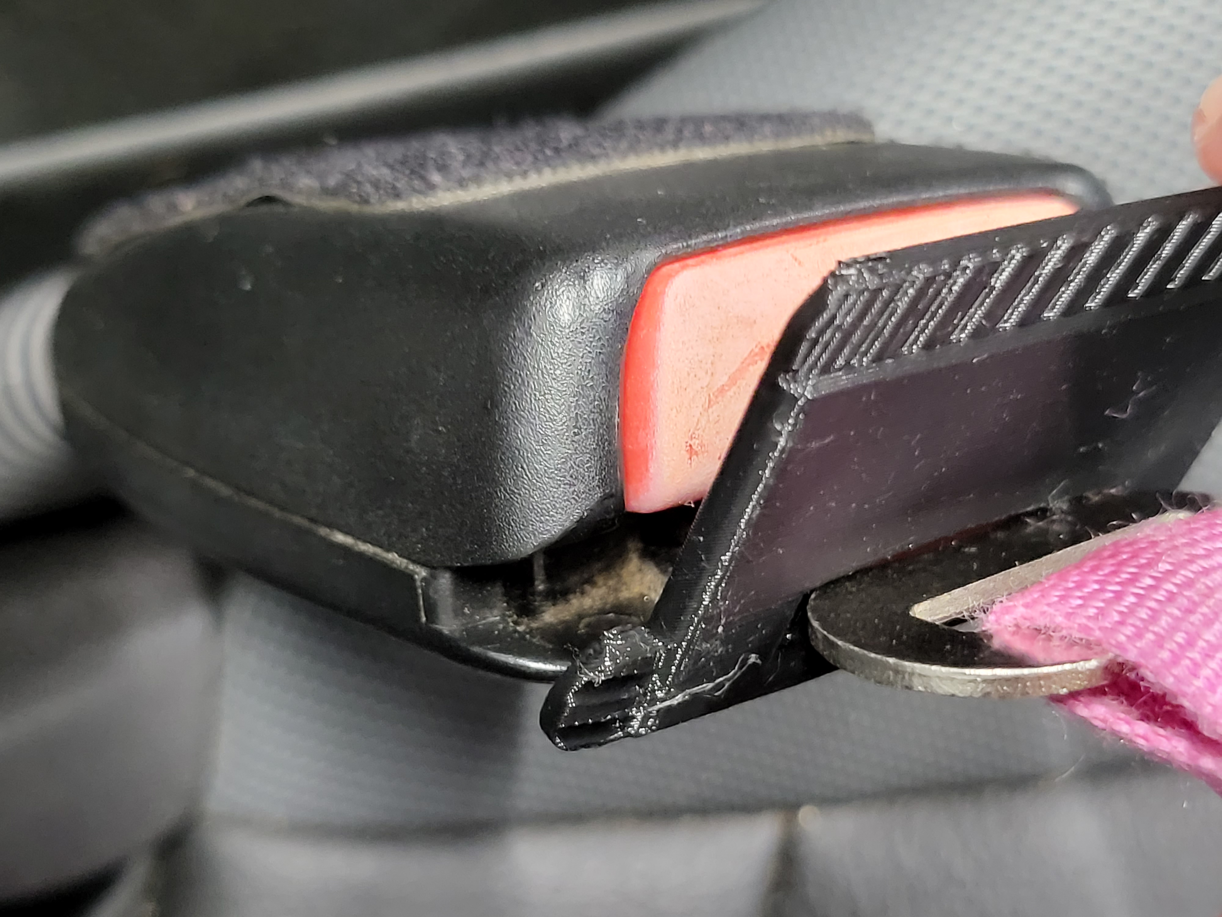 Seatbelt Child Lock Closed Loop