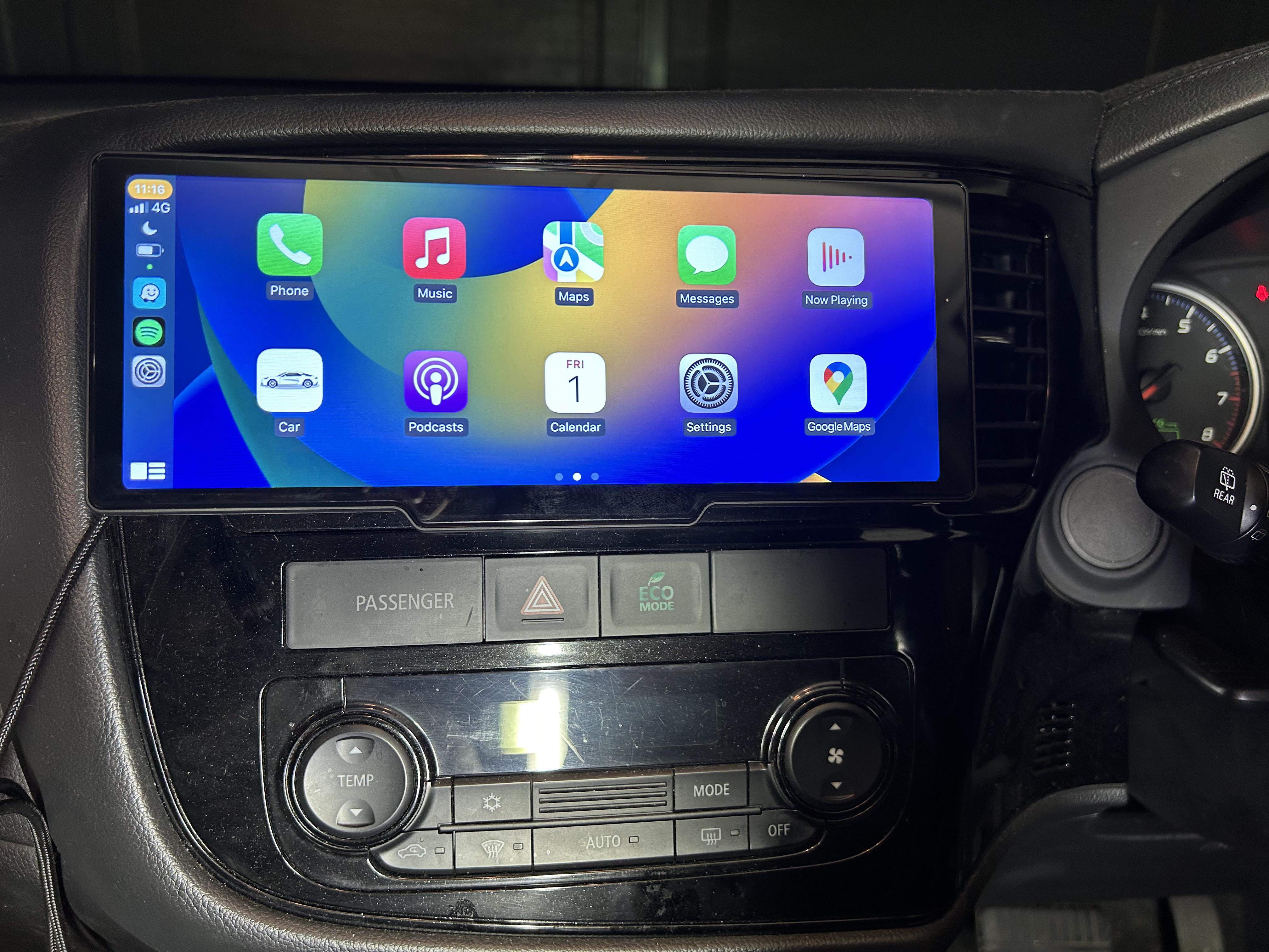 Carplay, Android Auto 10"- CD car mount