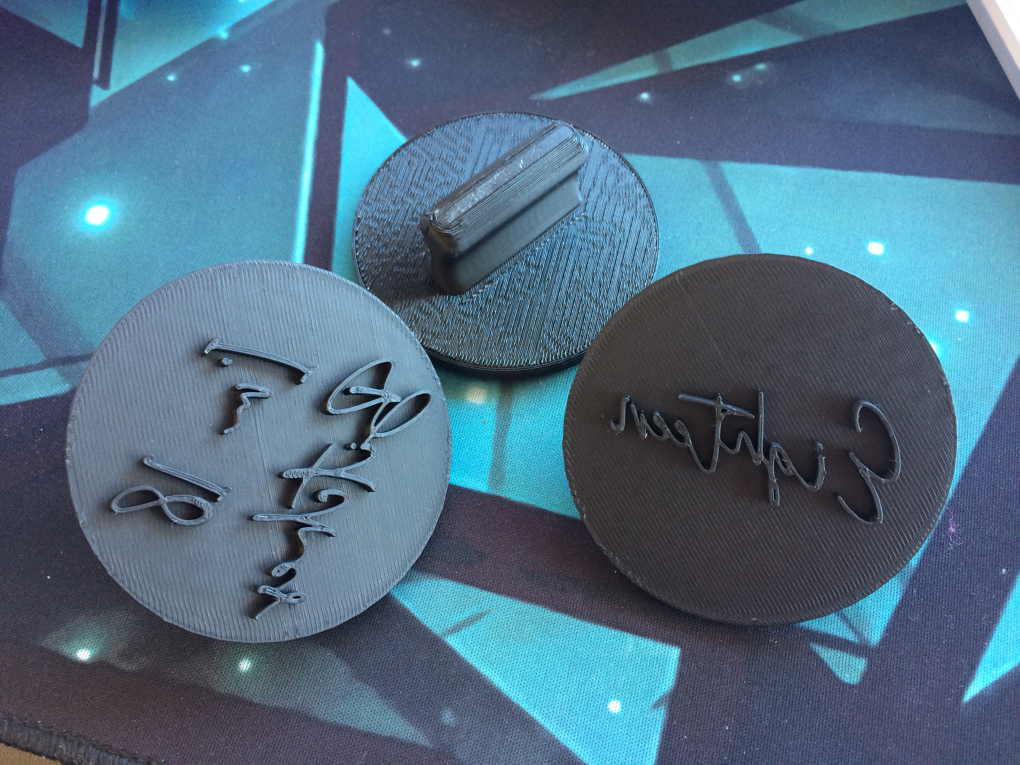 Fondant Stamp: Eighteenth Birthday (18)