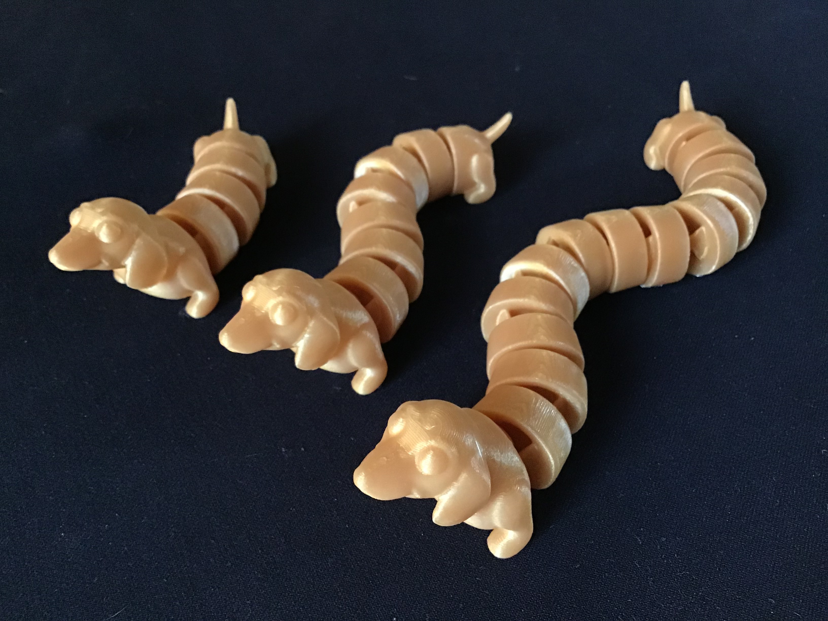 Articulated Dachshund - 3 Different Lengths - No supports required.