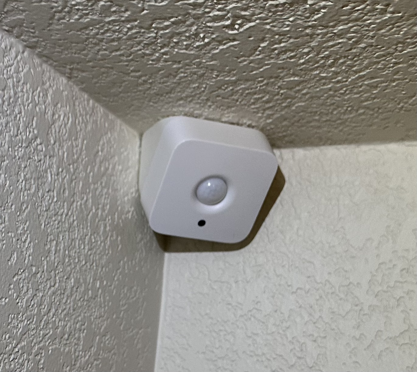 Corner Mount for Hue Motion Sensor Model #9290012607