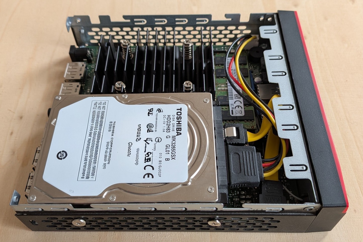 Fujitsu Futro S740/S7010 SSD HDD mounting bracket reversed