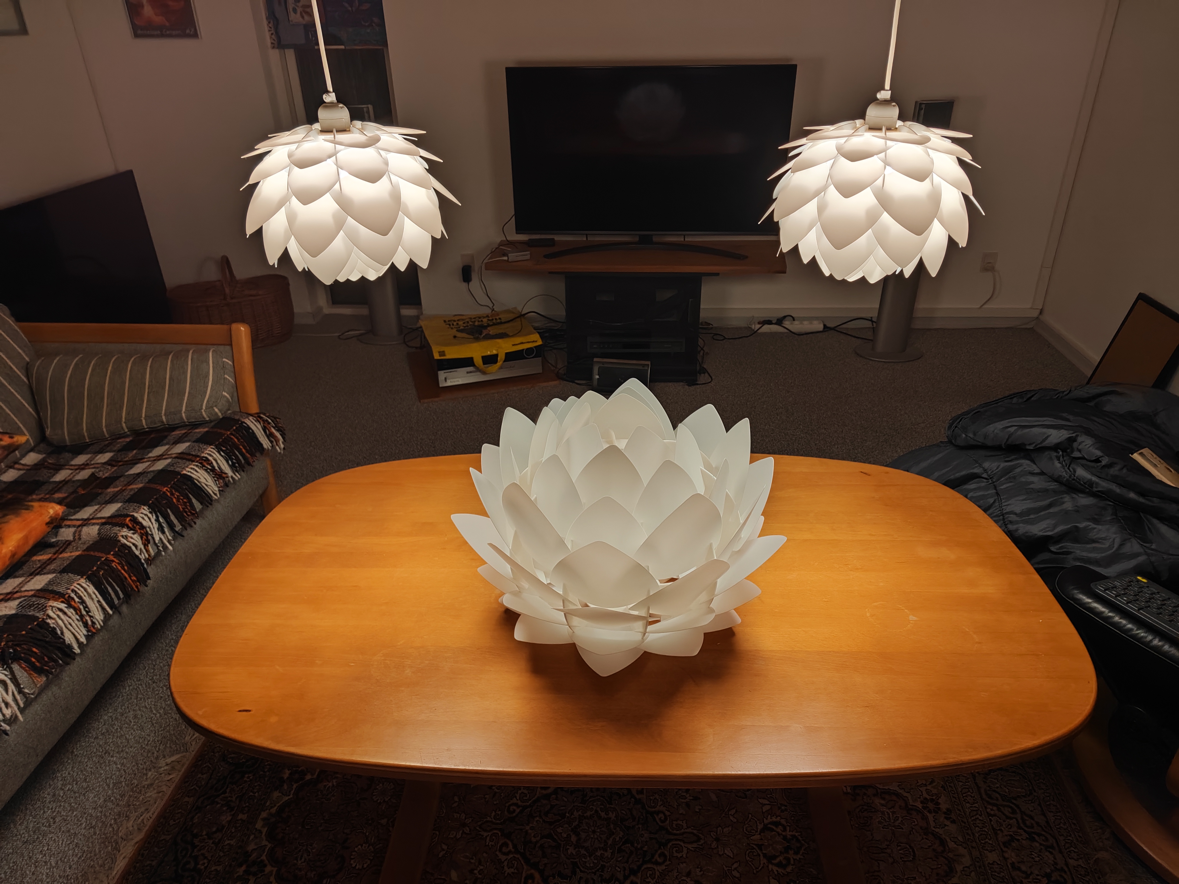 Large Lotus Lamp upscaled to 175%