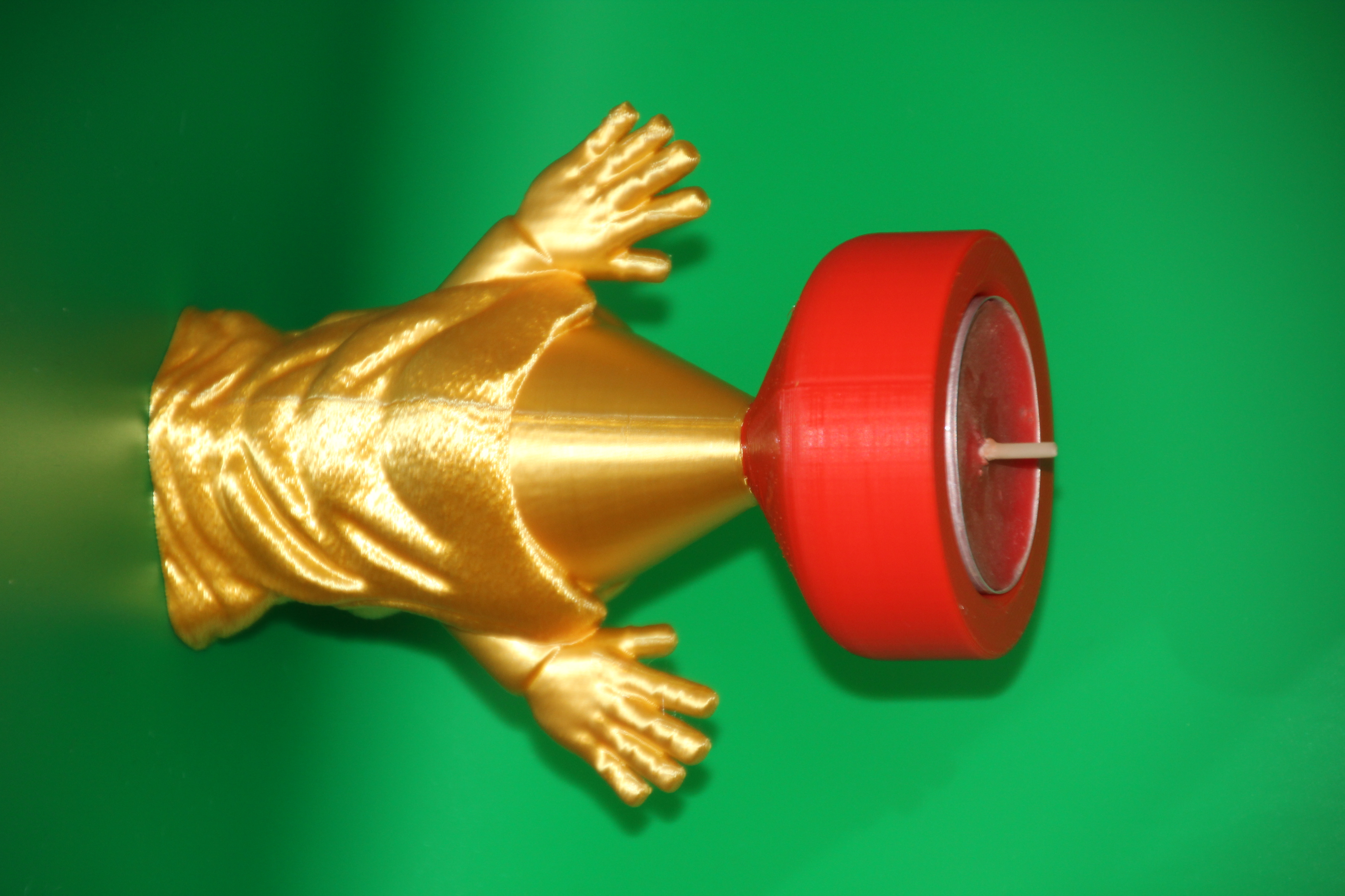 Gnomo YEAH candle holder