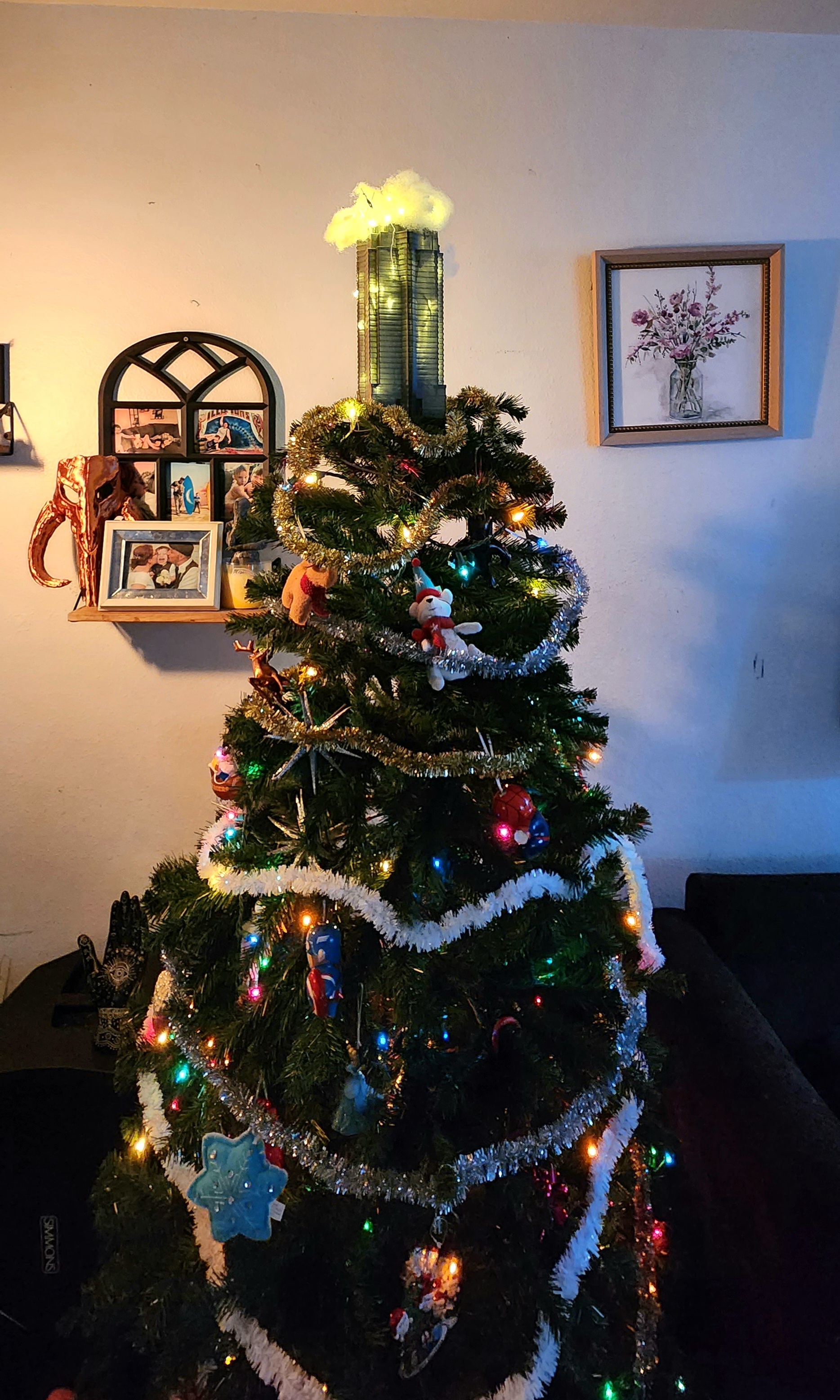 DIE HARD Nakatomi Plaza Christmas Tree TopperWELCOME TO THE PARTY PALS!" I designed this X-Mas Tree Topper in tribute to one of the GREATEST Christmas movies of all time! Yes, DIE HARD is a Christmas movie!!!