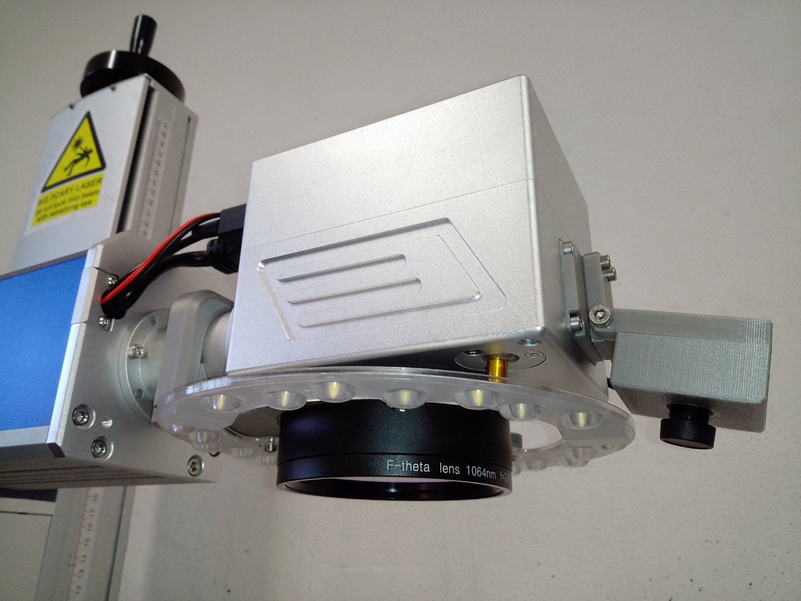 Cover and mounting of LIGHTBURN camera