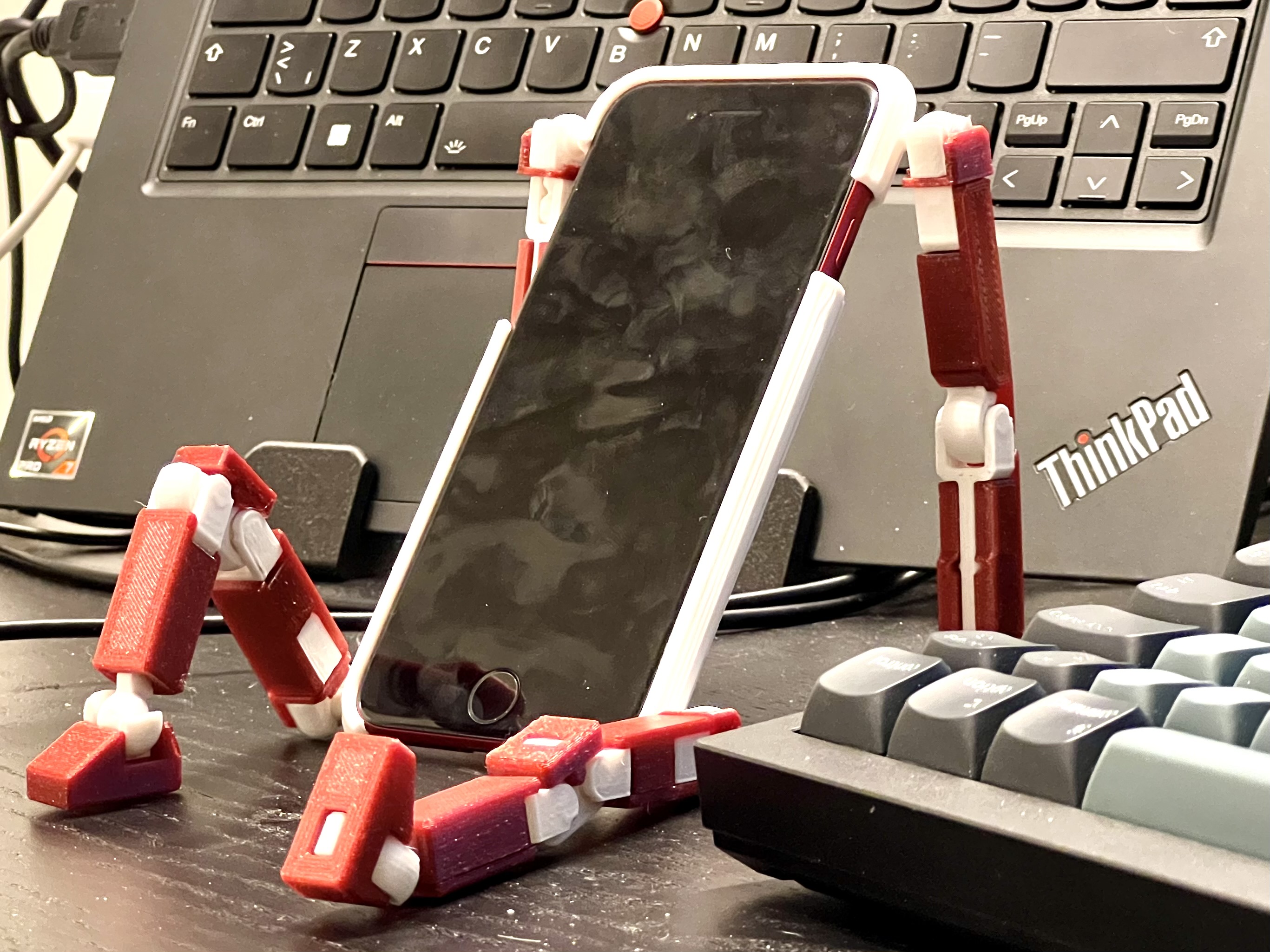 Lucky 13 case for iPhone SE (2020, 2022)