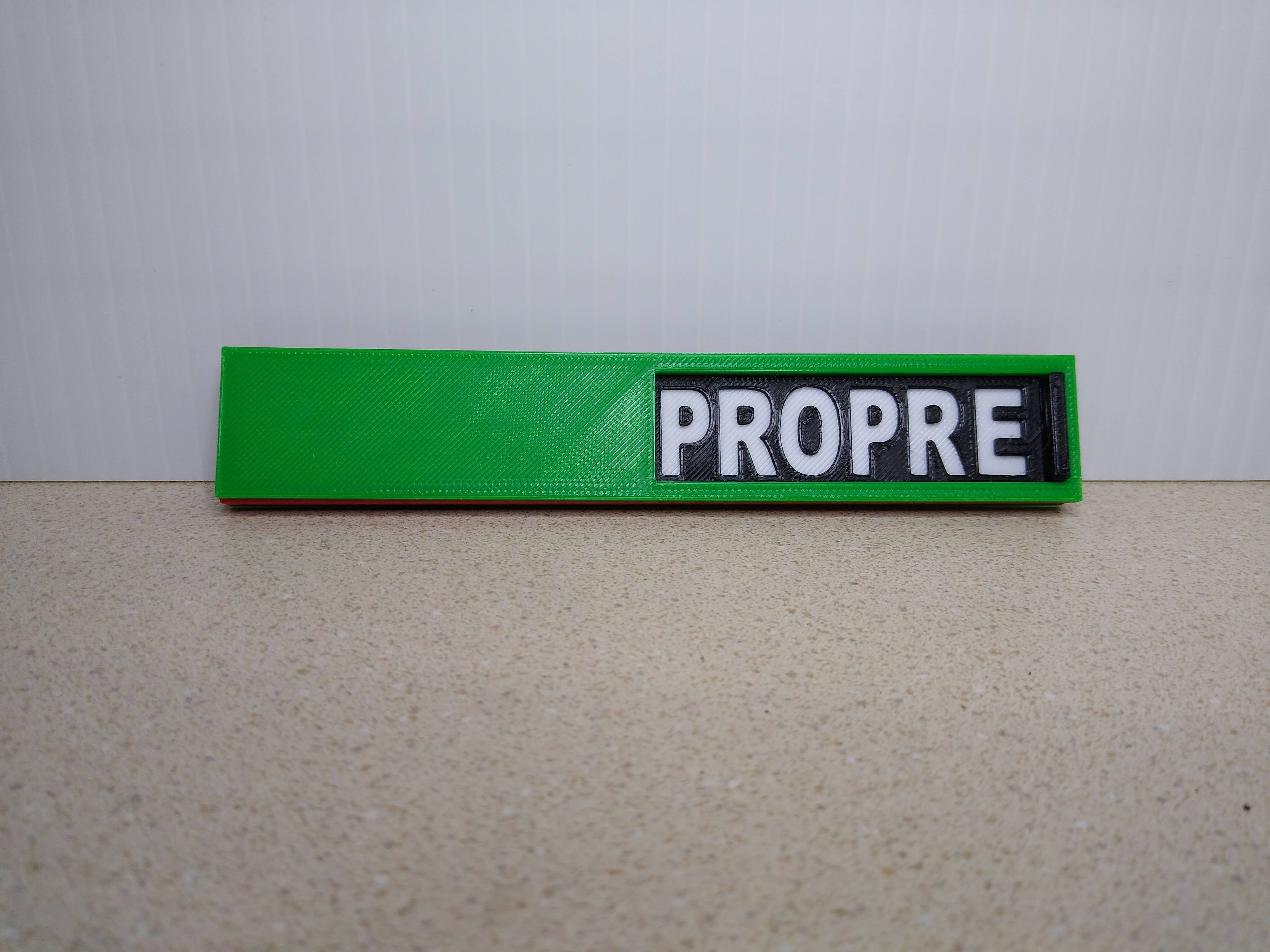 Lave-vaisselle SALE / PROPRE