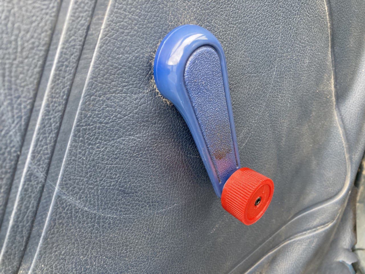 1979-1995 Toyota Pickup Window Crank Knob
