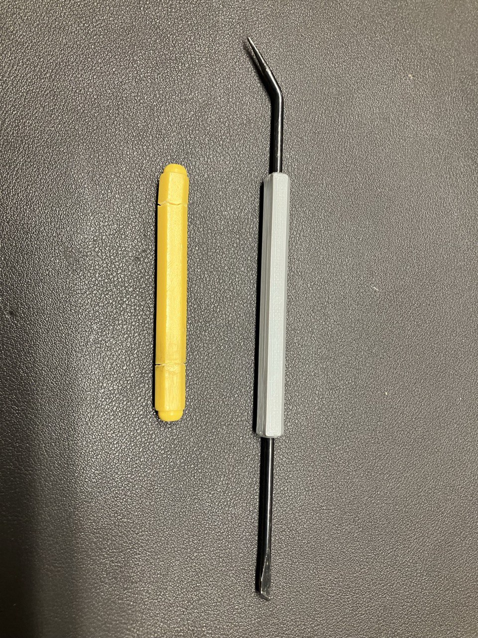 Replacement handle for Radioshack double-sided pick