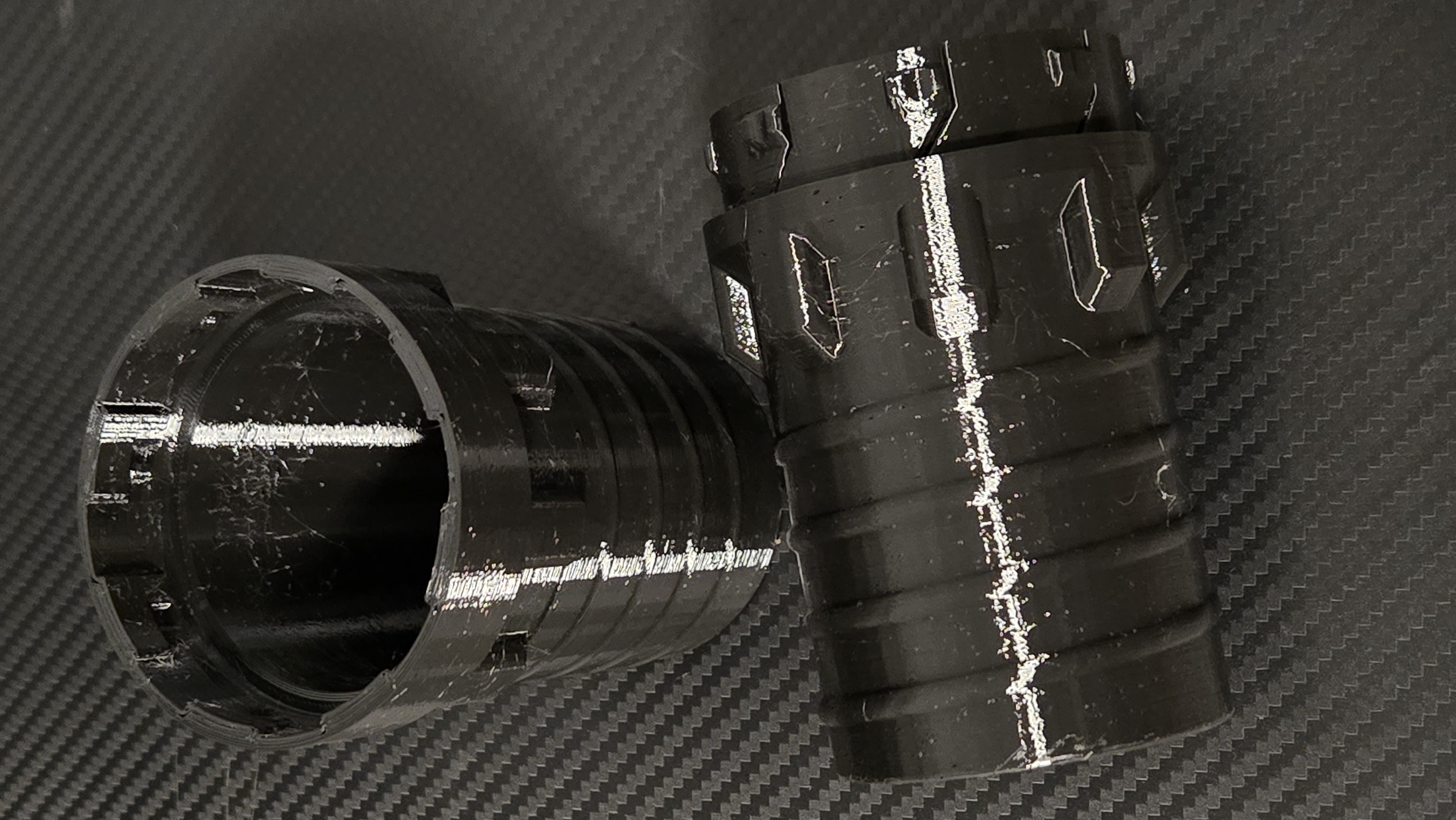 Twist Lock Dust Collector Ports (2.5 inch Clockwise)