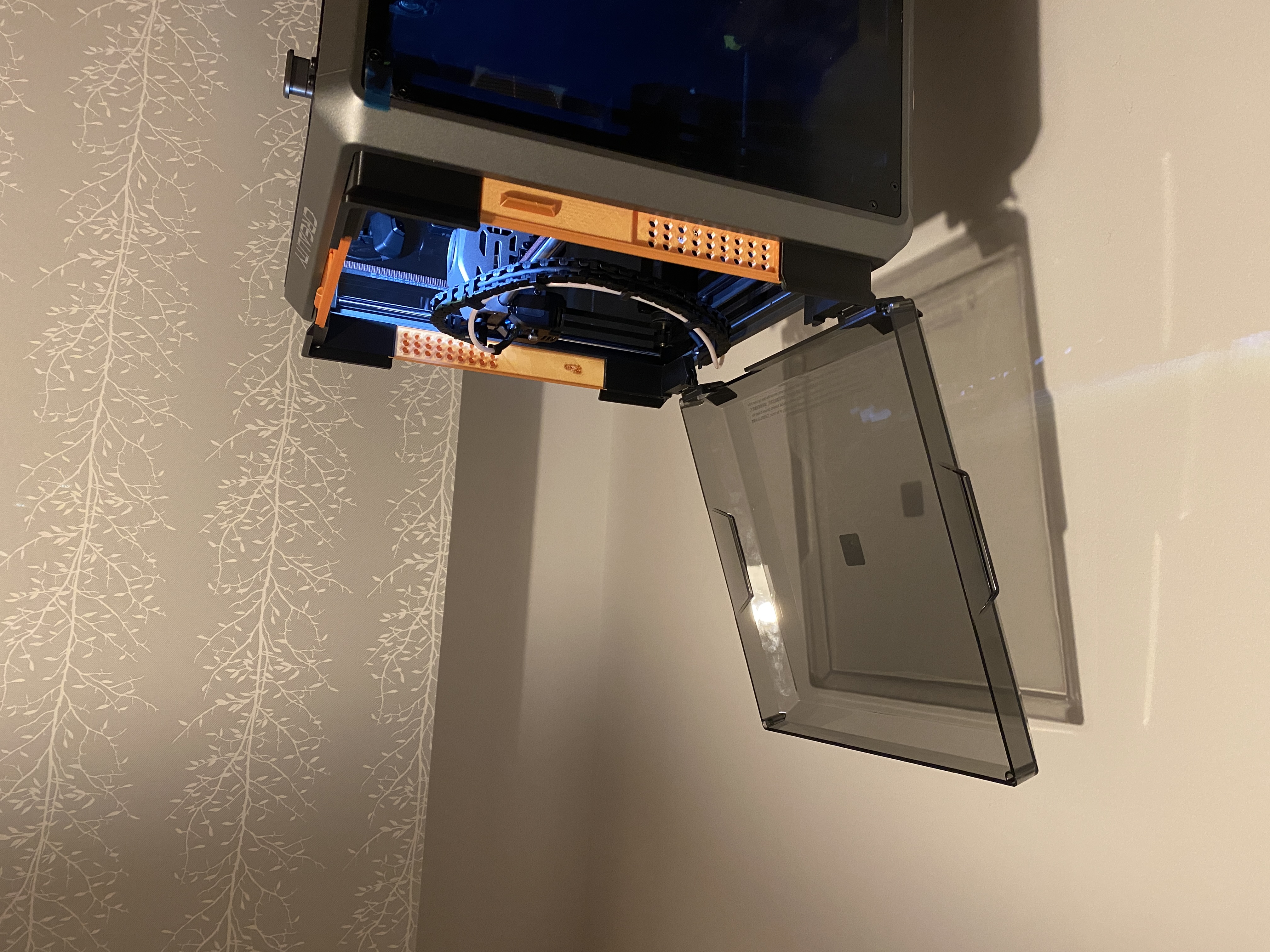 Creality K1 y K1C Elevación de tapa con bisagras y ventilación adicional con corredera. Hinged cover lift and additional ventilation