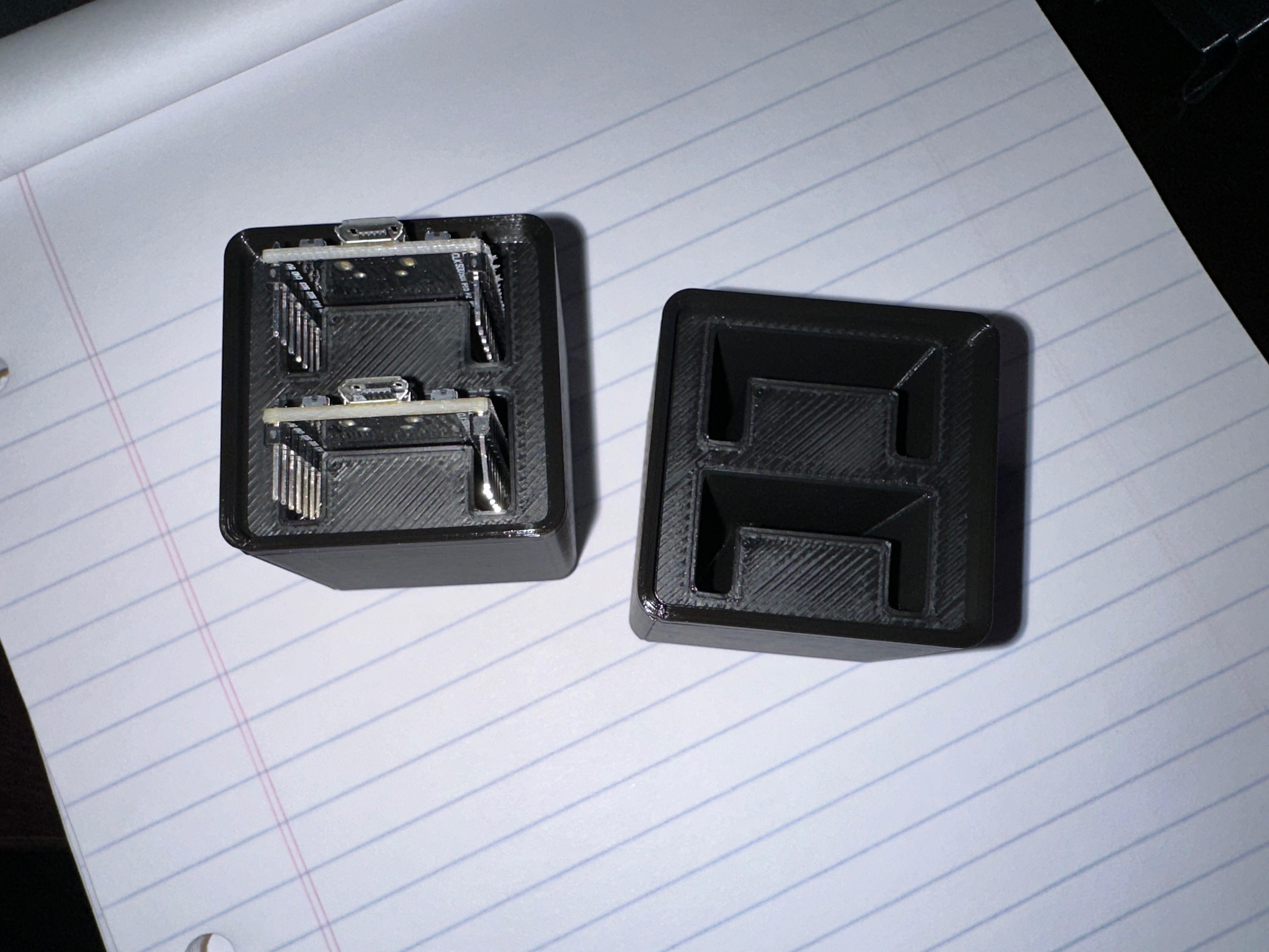 Gridfinity ESP32 Holder (ESP-WROOM-32 Chip CP2102)