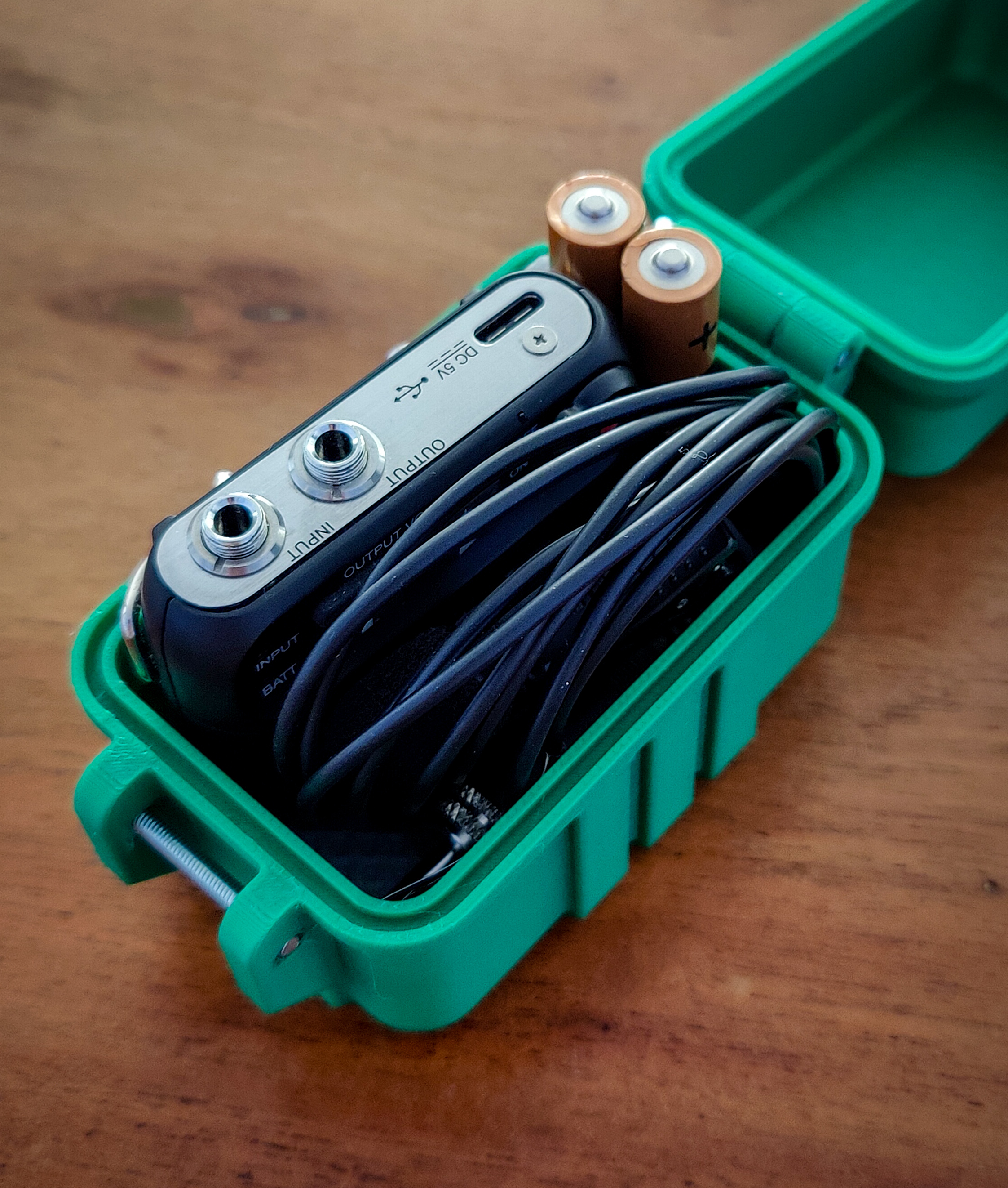 Zoom F2 field recorder rugged case