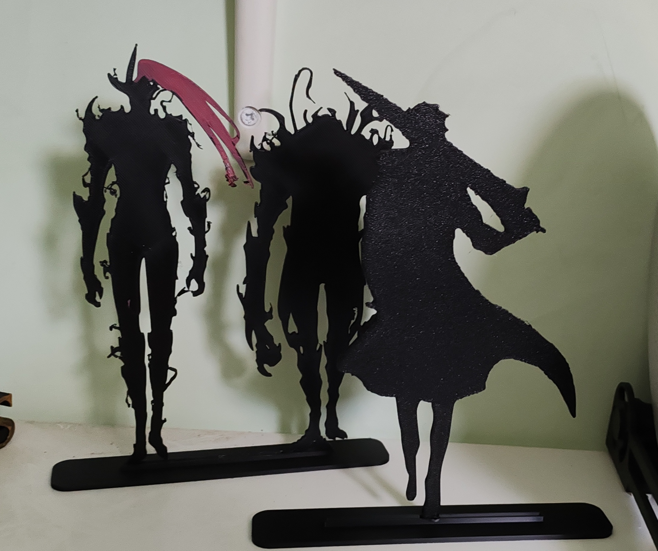 Solo Leveling: Sung JIn Woo Igris Beru silhouettes