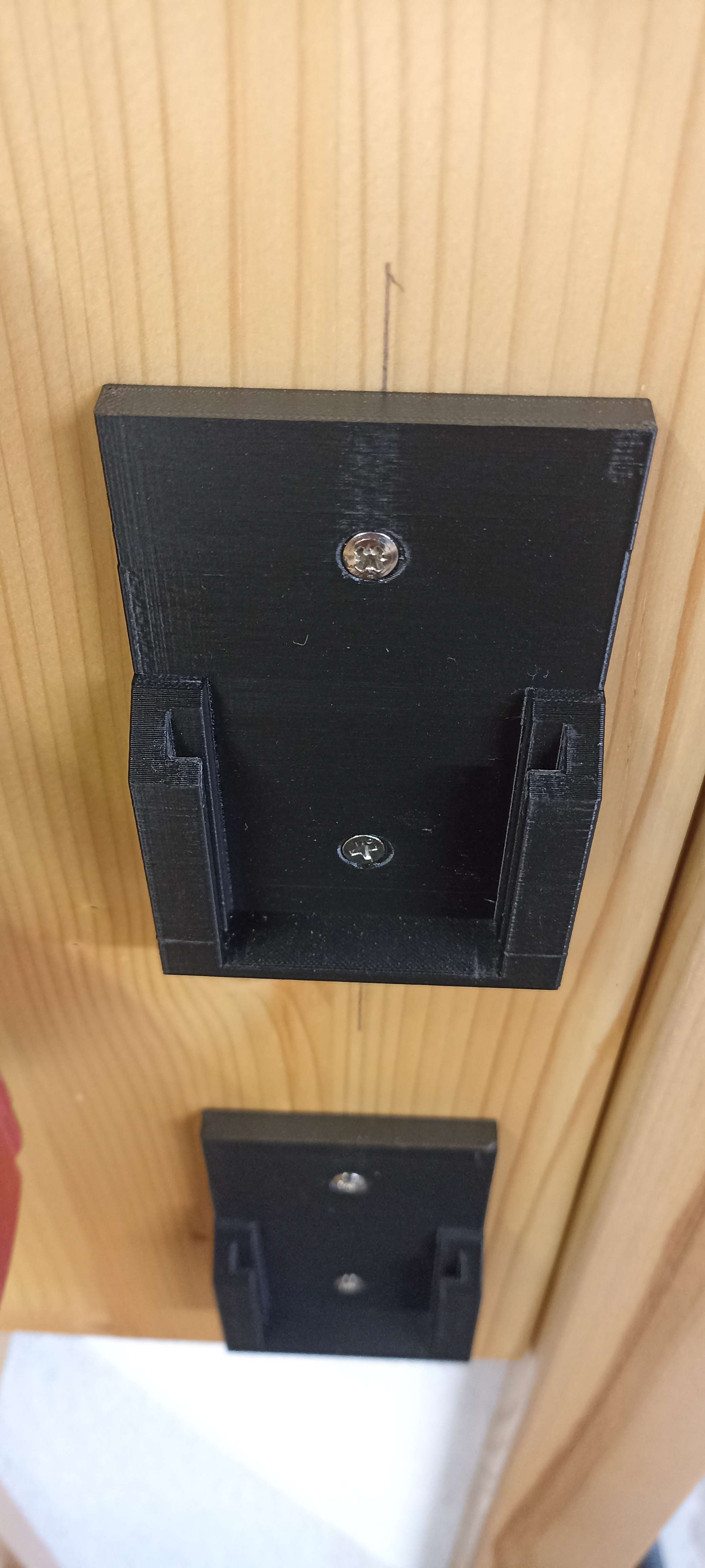 AKU screwdriver/drill battery holder (metabo)